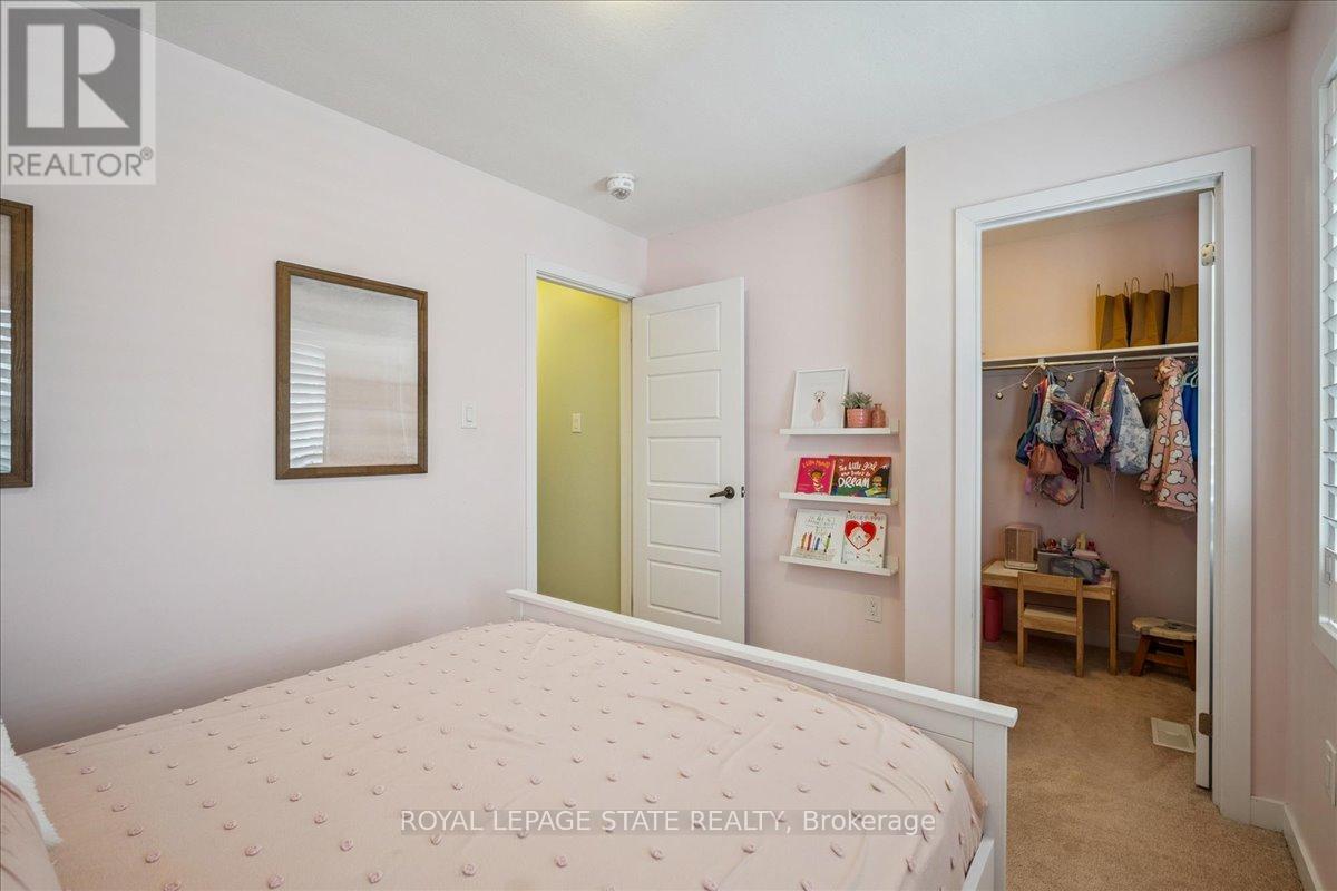 19 Prestwick Street, Hamilton, Ontario  L8J 0K6 - Photo 35 - X12536654