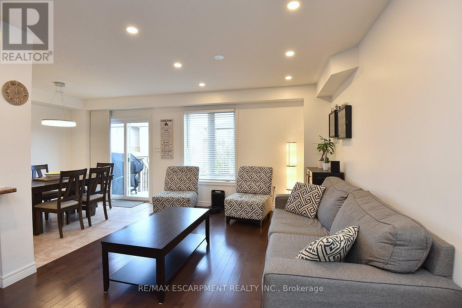 102 Celestial Crescent, Hamilton, Ontario  L0R 1P0 - Photo 13 - X12536704