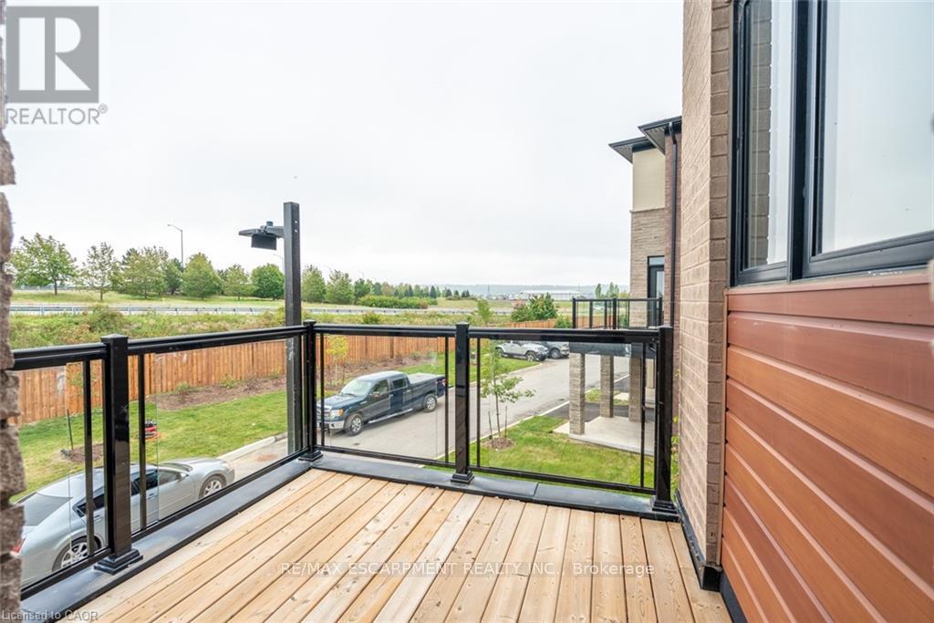 62 - 590 North Service Road, Hamilton, Ontario  L8E 5A6 - Photo 13 - X12536714