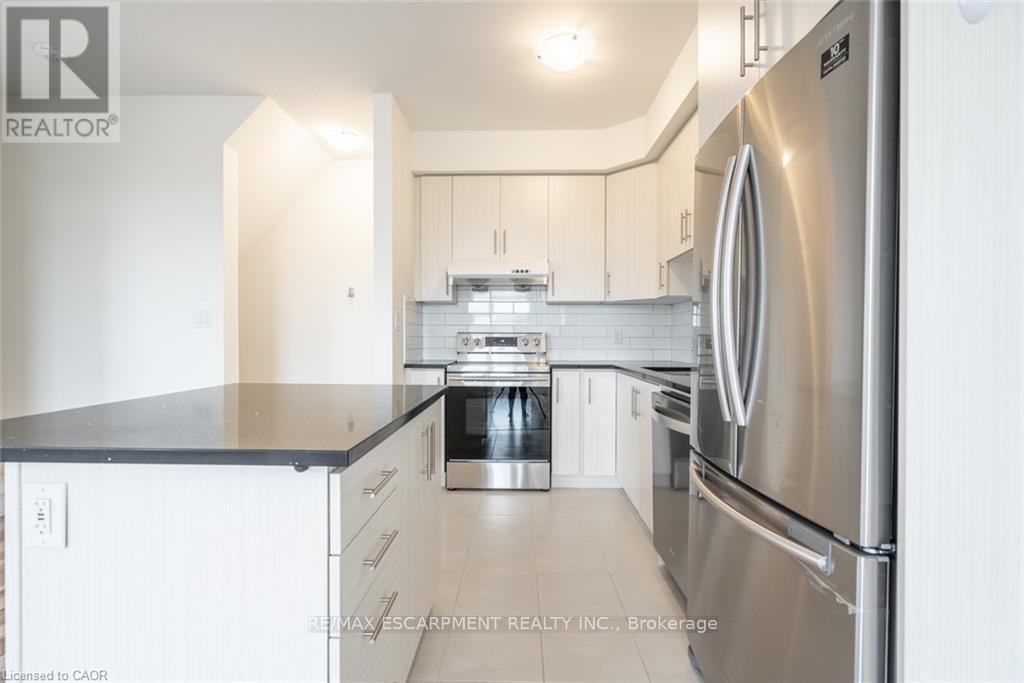 62 - 590 North Service Road, Hamilton, Ontario  L8E 5A6 - Photo 9 - X12536714