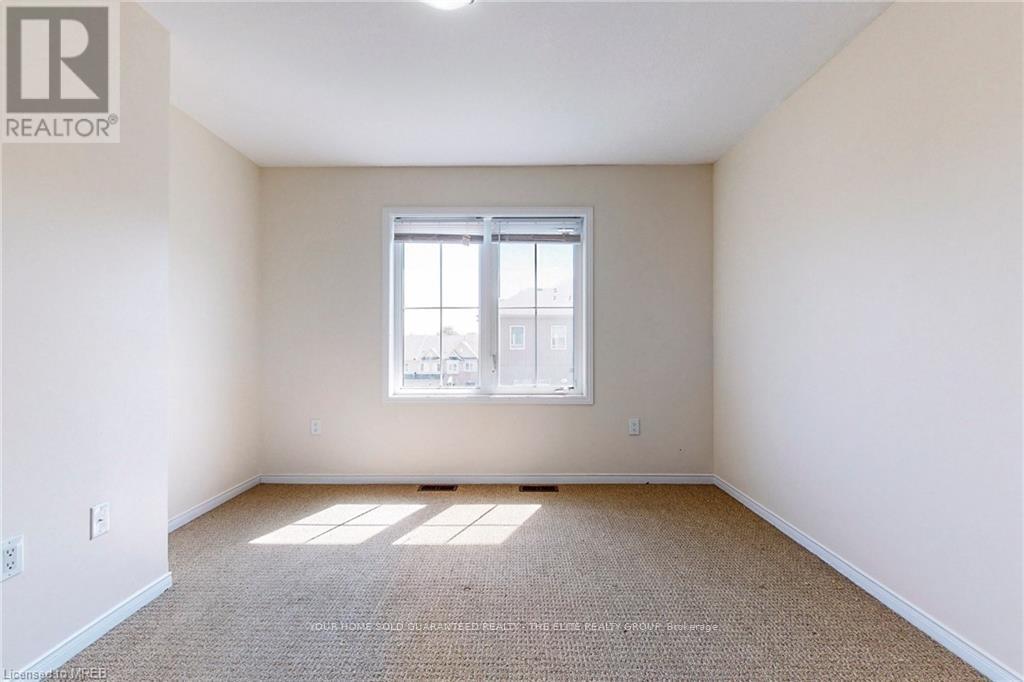 5010 Desantis Drive, Lincoln, Ontario  L0R 1B2 - Photo 10 - X12536720