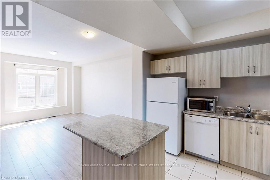 5010 Desantis Drive, Lincoln, Ontario  L0R 1B2 - Photo 5 - X12536720