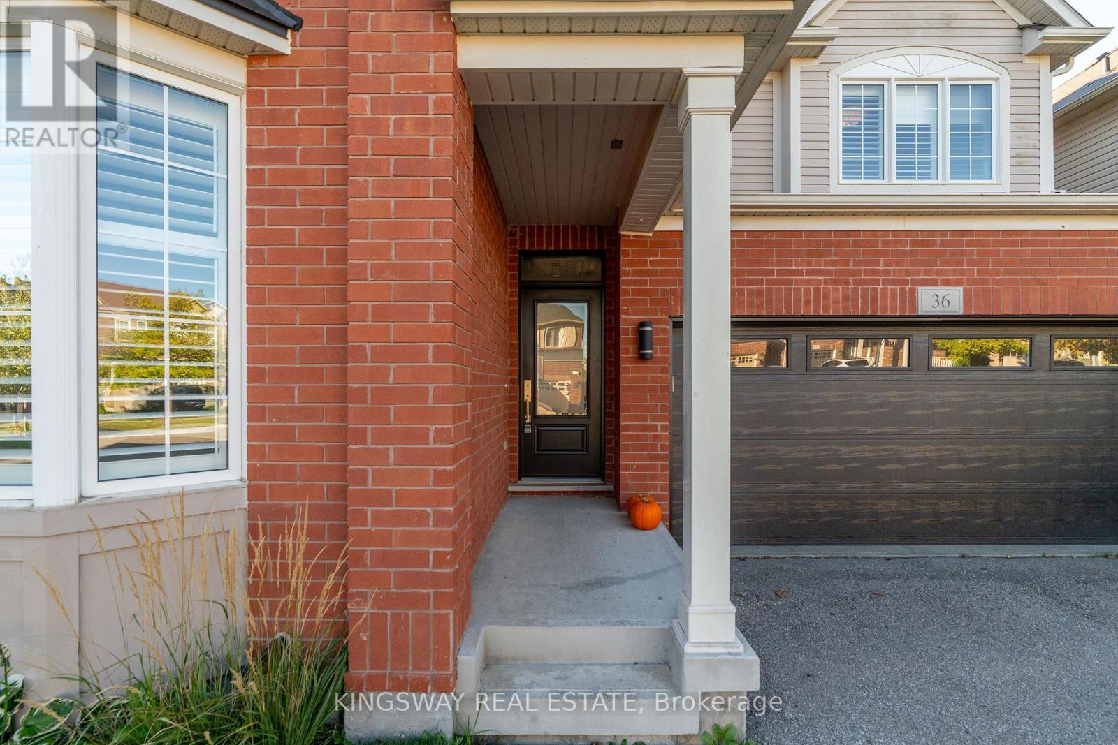 36 Beattie Crescent, Cambridge, Ontario  N3C 0C8 - Photo 5 - X12536820