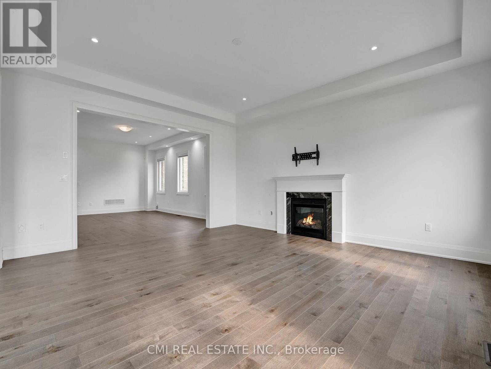 205 Agro Street, Hamilton, Ontario  L8B 1X7 - Photo 15 - X12536862