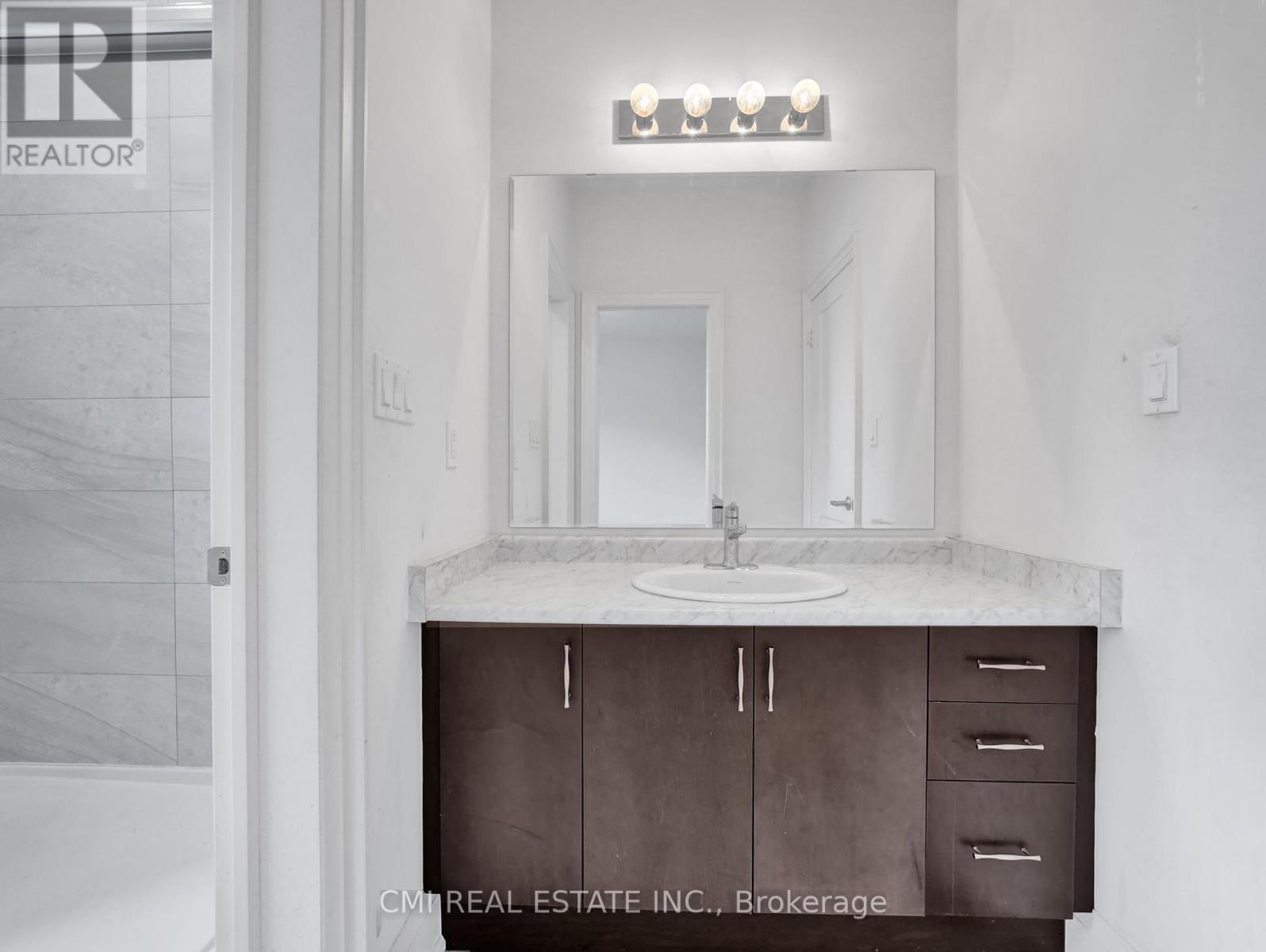 205 Agro Street, Hamilton, Ontario  L8B 1X7 - Photo 31 - X12536862