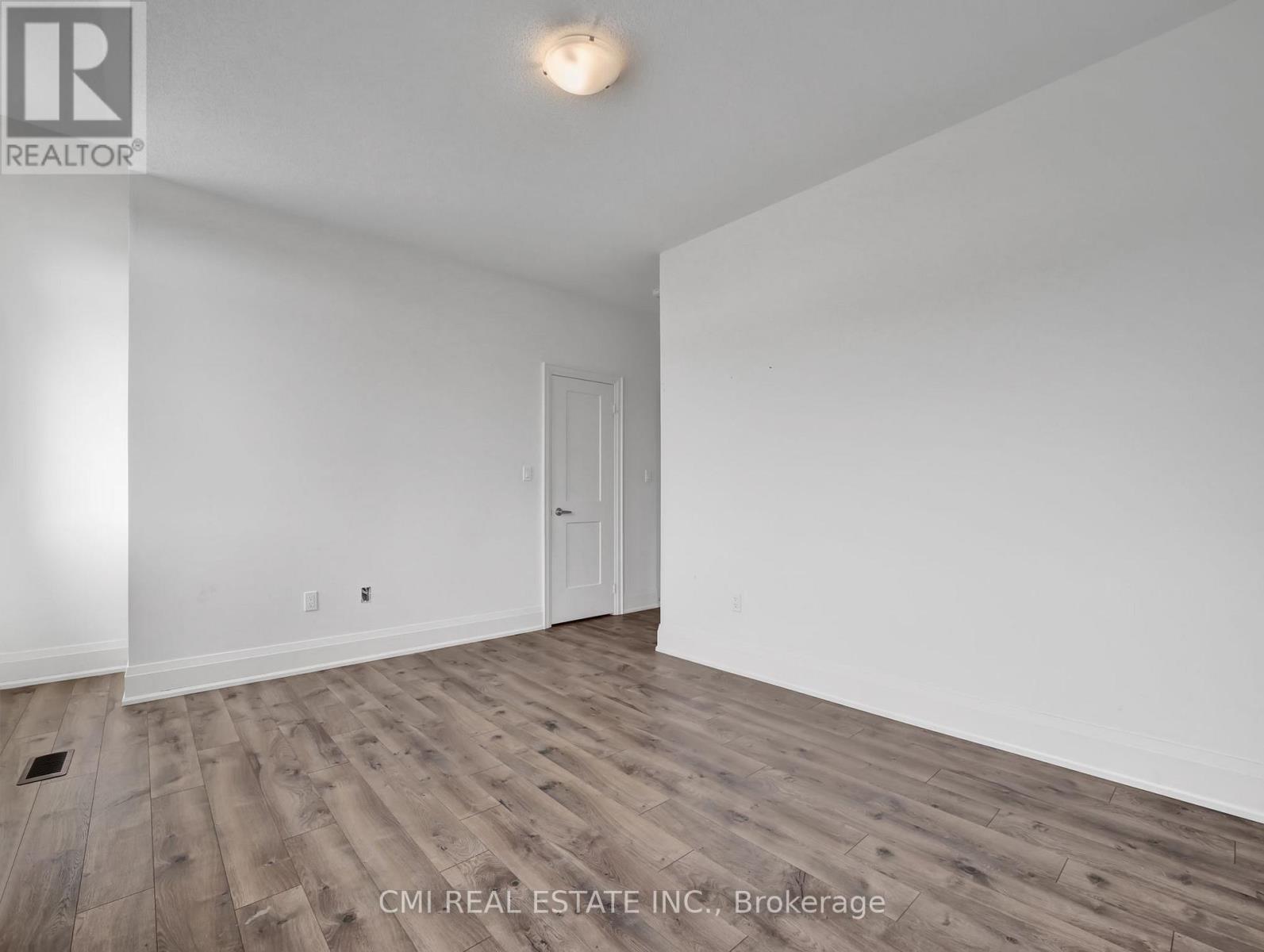 205 Agro Street, Hamilton, Ontario  L8B 1X7 - Photo 35 - X12536862