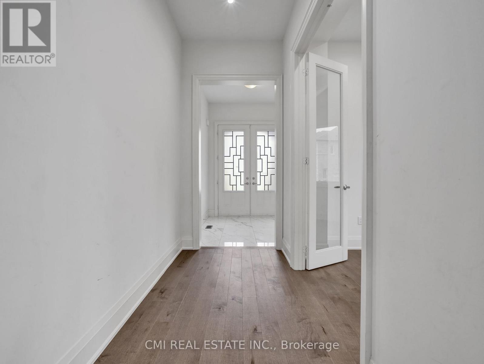 205 Agro Street, Hamilton, Ontario  L8B 1X7 - Photo 7 - X12536862