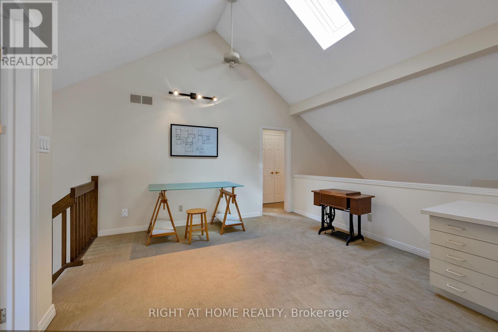 33 Walnut Drive, Guelph, Ontario  N1E 4B4 - Photo 29 - X12374825