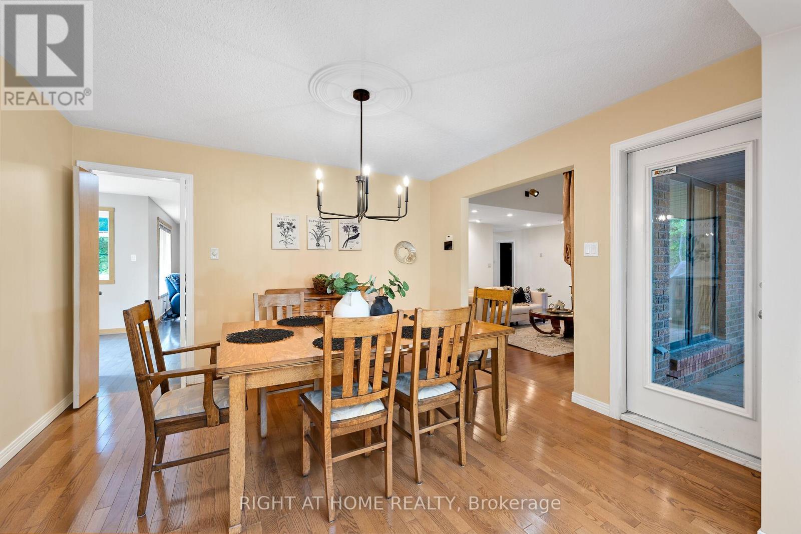 33 Walnut Drive, Guelph, Ontario  N1E 4B4 - Photo 15 - X12374825