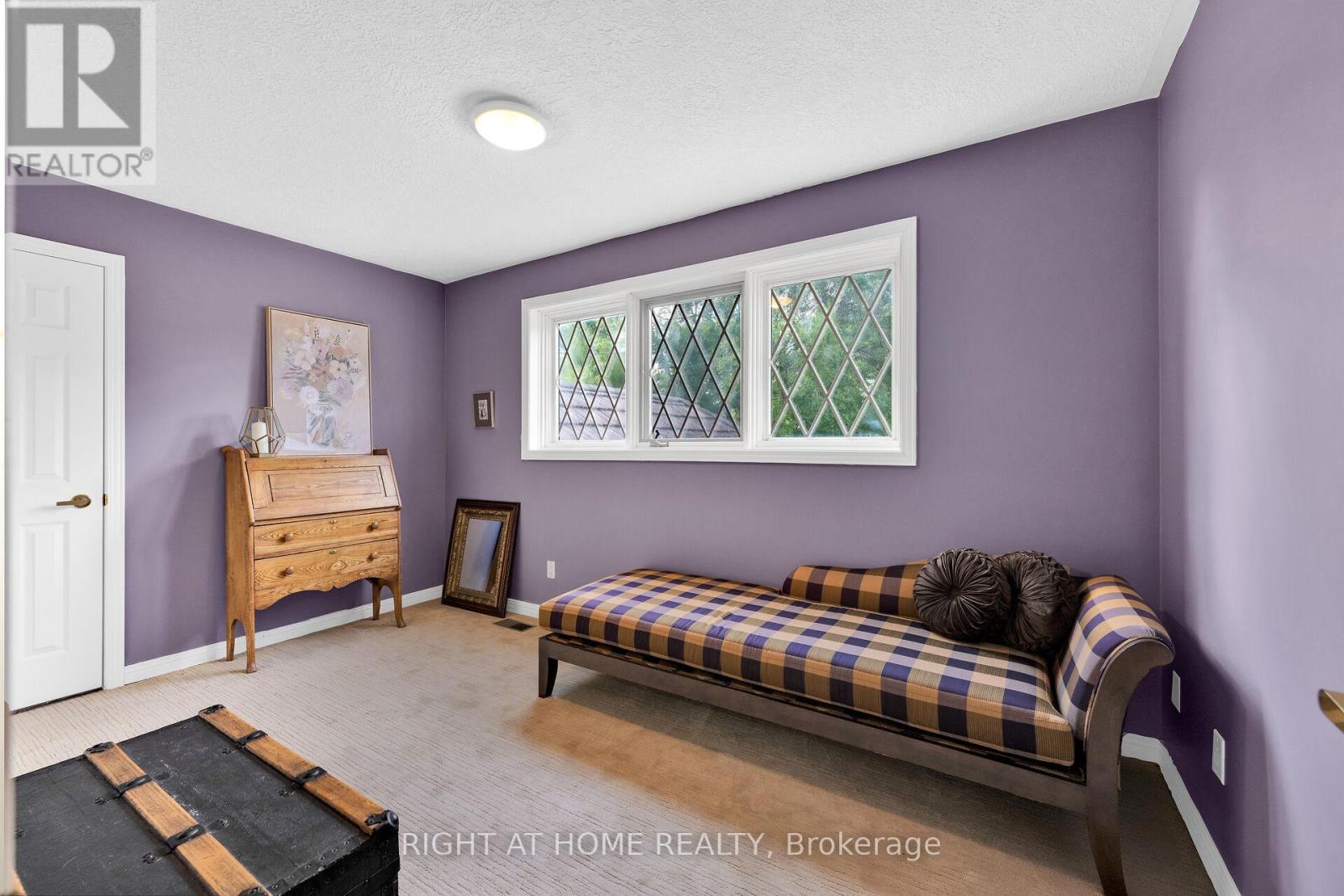 33 Walnut Drive, Guelph, Ontario  N1E 4B4 - Photo 28 - X12374825