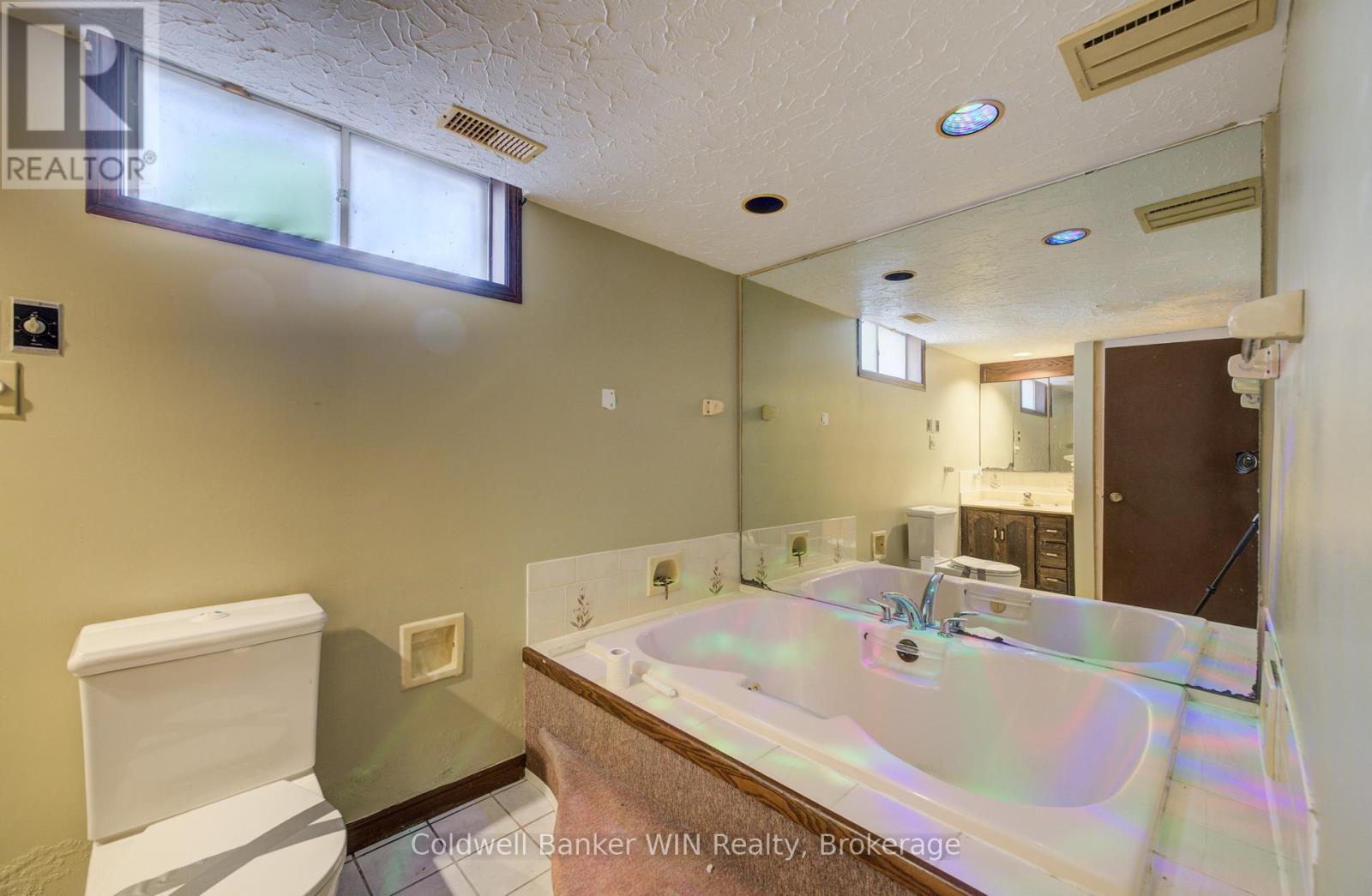 47 Academy Crescent, Waterloo, Ontario  N2L 5H8 - Photo 34 - X12536970