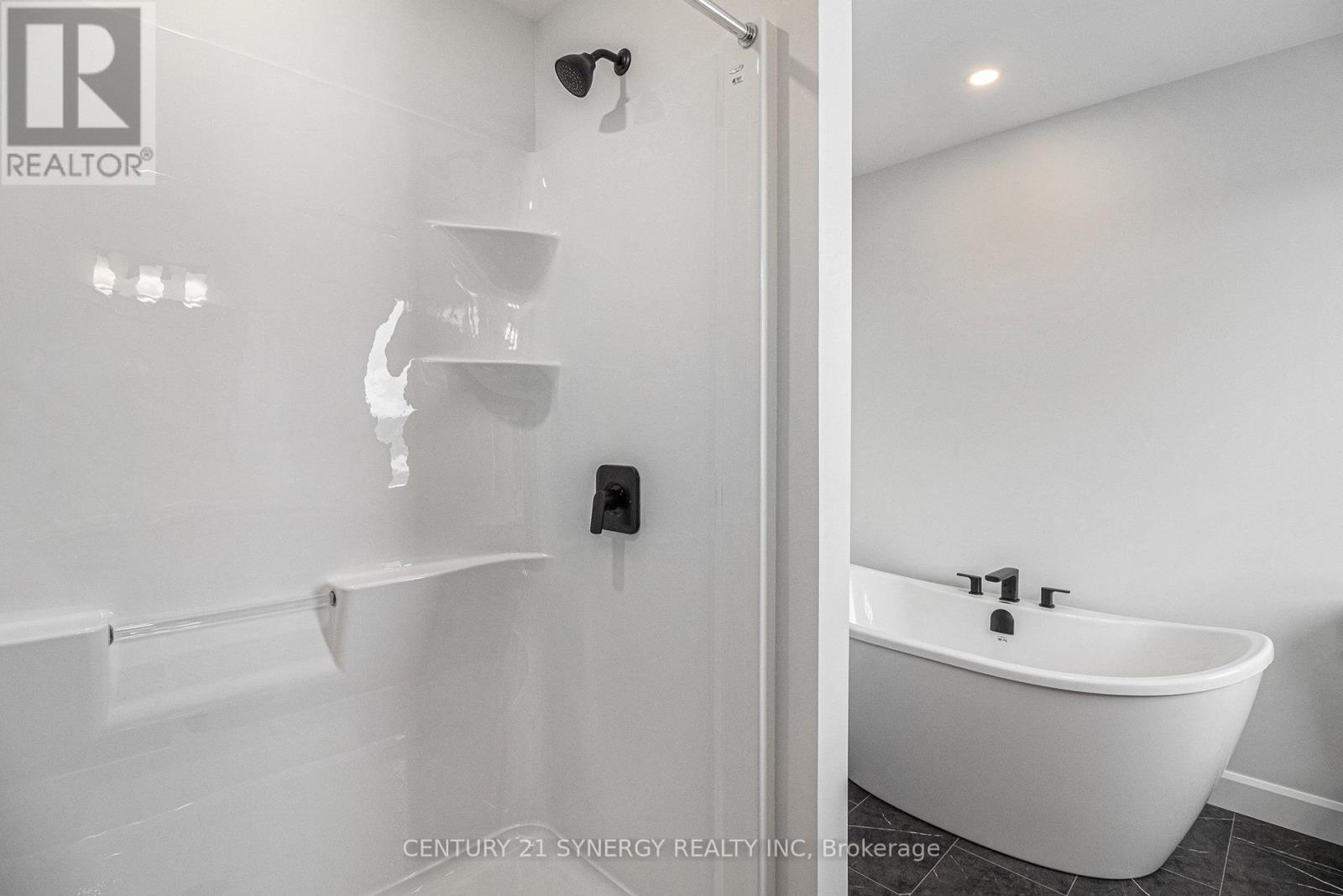 85 Villeneuve Street, North Stormont, Ontario K0C 1W0 - Photo 20 - X12297915