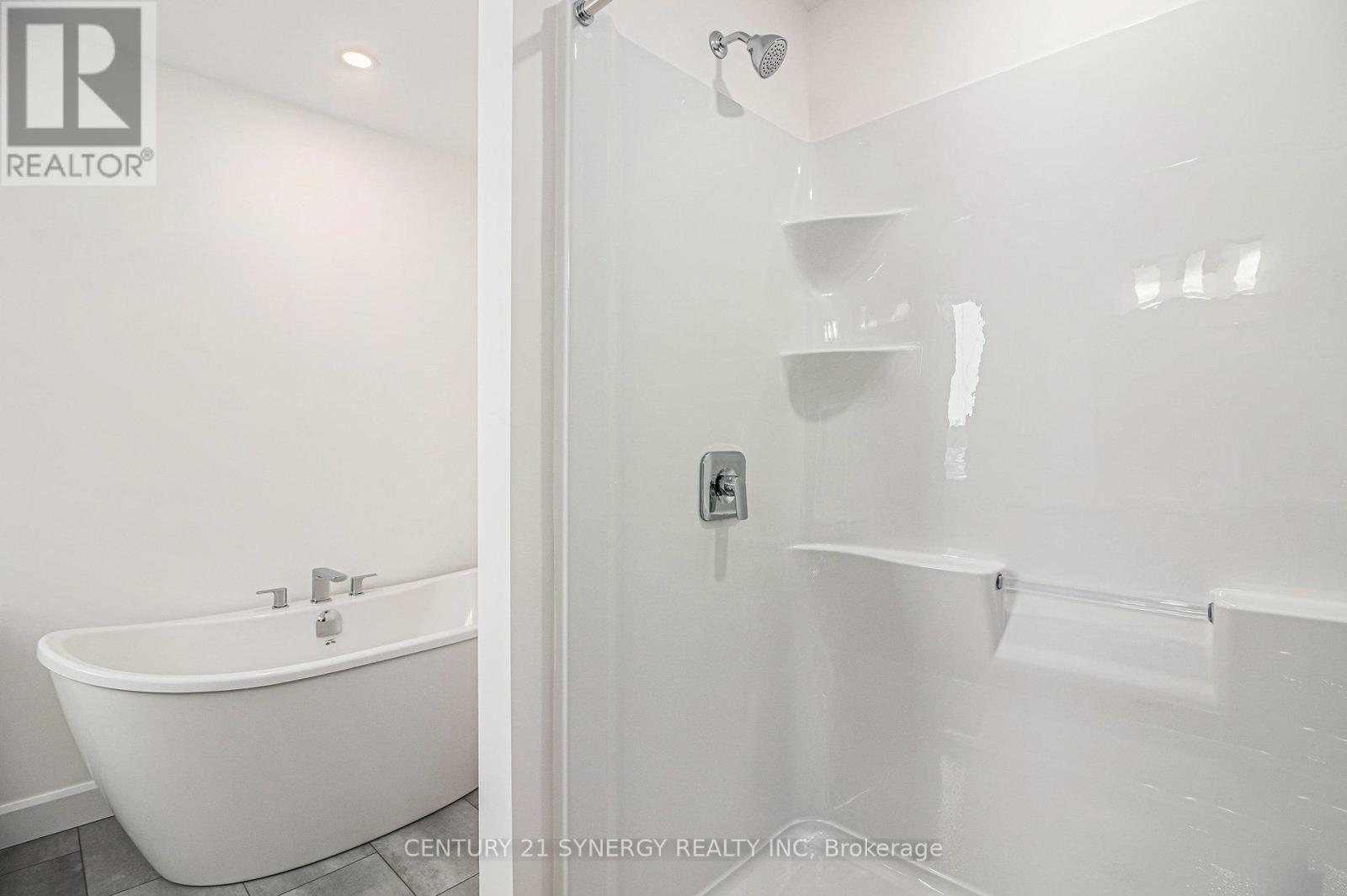 85 Villeneuve Street, North Stormont, Ontario  K0C 1W0 - Photo 18 - X12297916