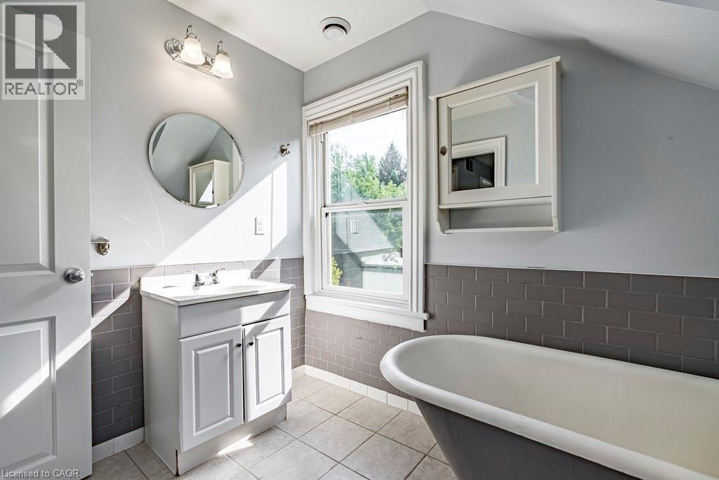 499 Hughson Street N, Hamilton, Ontario  L8L 4N8 - Photo 35 - 40779756