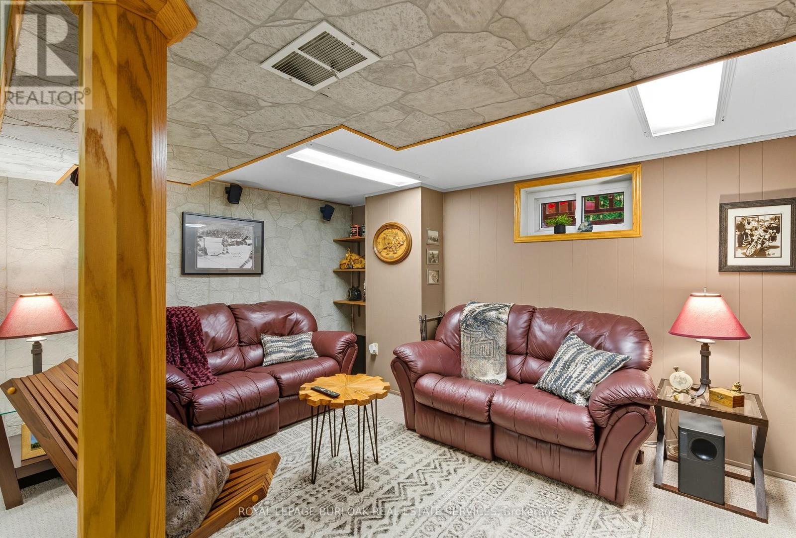 1159 Greening Avenue, Mississauga, Ontario L4Y 1H3 - Photo 27 - W12397168