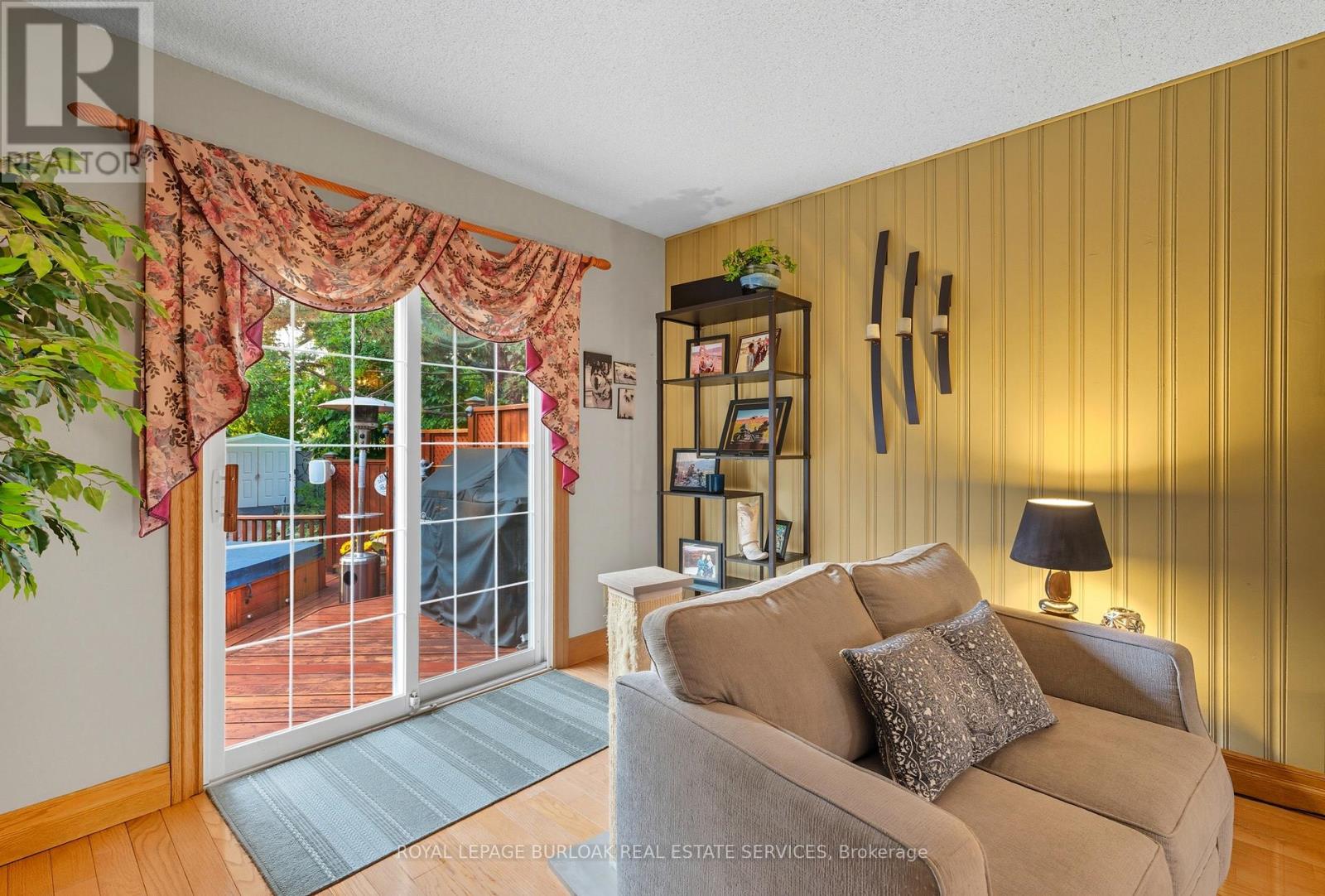 1159 Greening Avenue, Mississauga, Ontario L4Y 1H3 - Photo 7 - W12397168