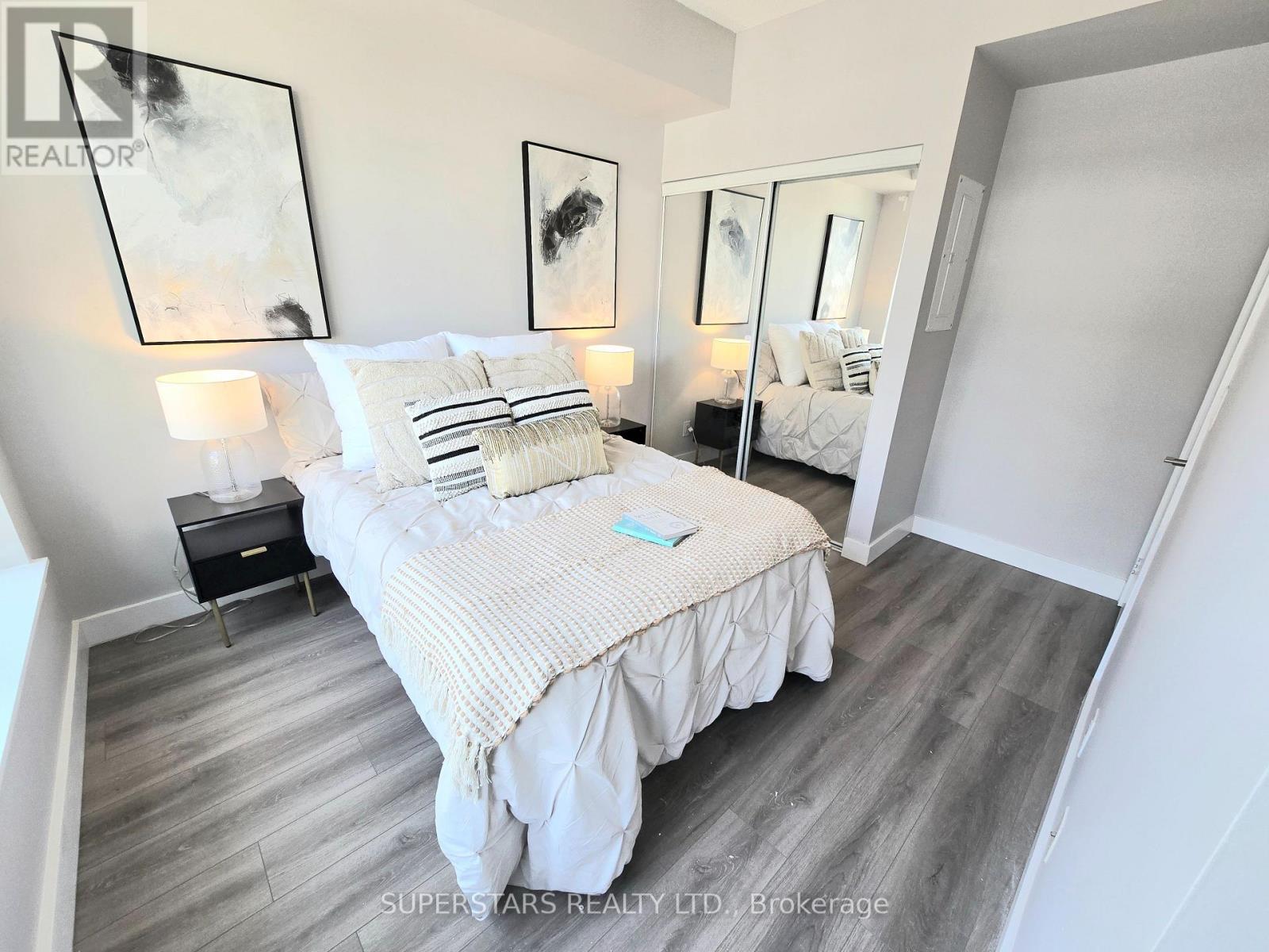 614 - 200 Sackville Street, Toronto, Ontario  M5A 0C4 - Photo 17 - C12536924