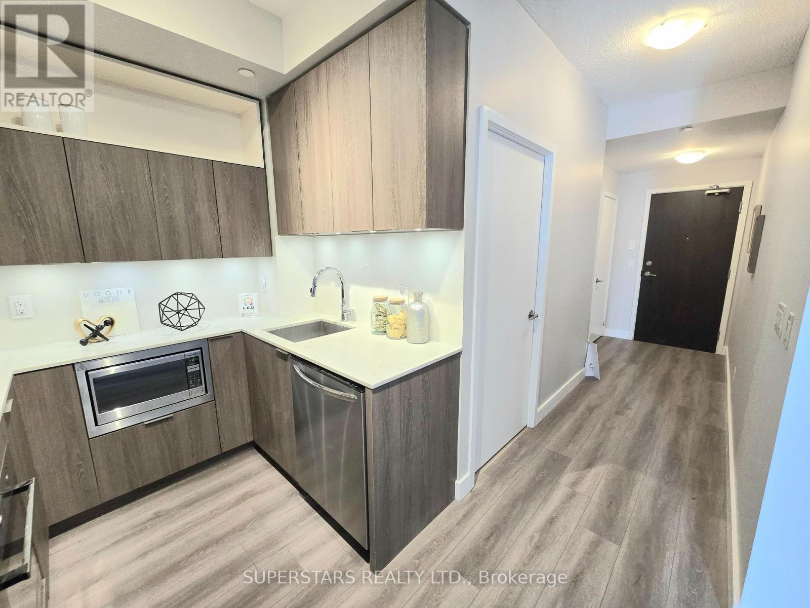 614 - 200 Sackville Street, Toronto, Ontario  M5A 0C4 - Photo 5 - C12536924