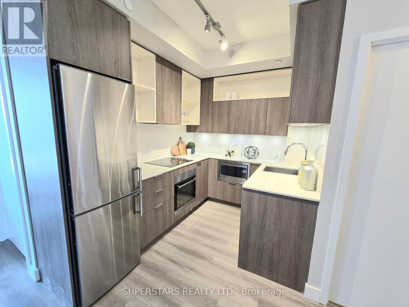 614 - 200 Sackville Street, Toronto, Ontario  M5A 0C4 - Photo 6 - C12536924