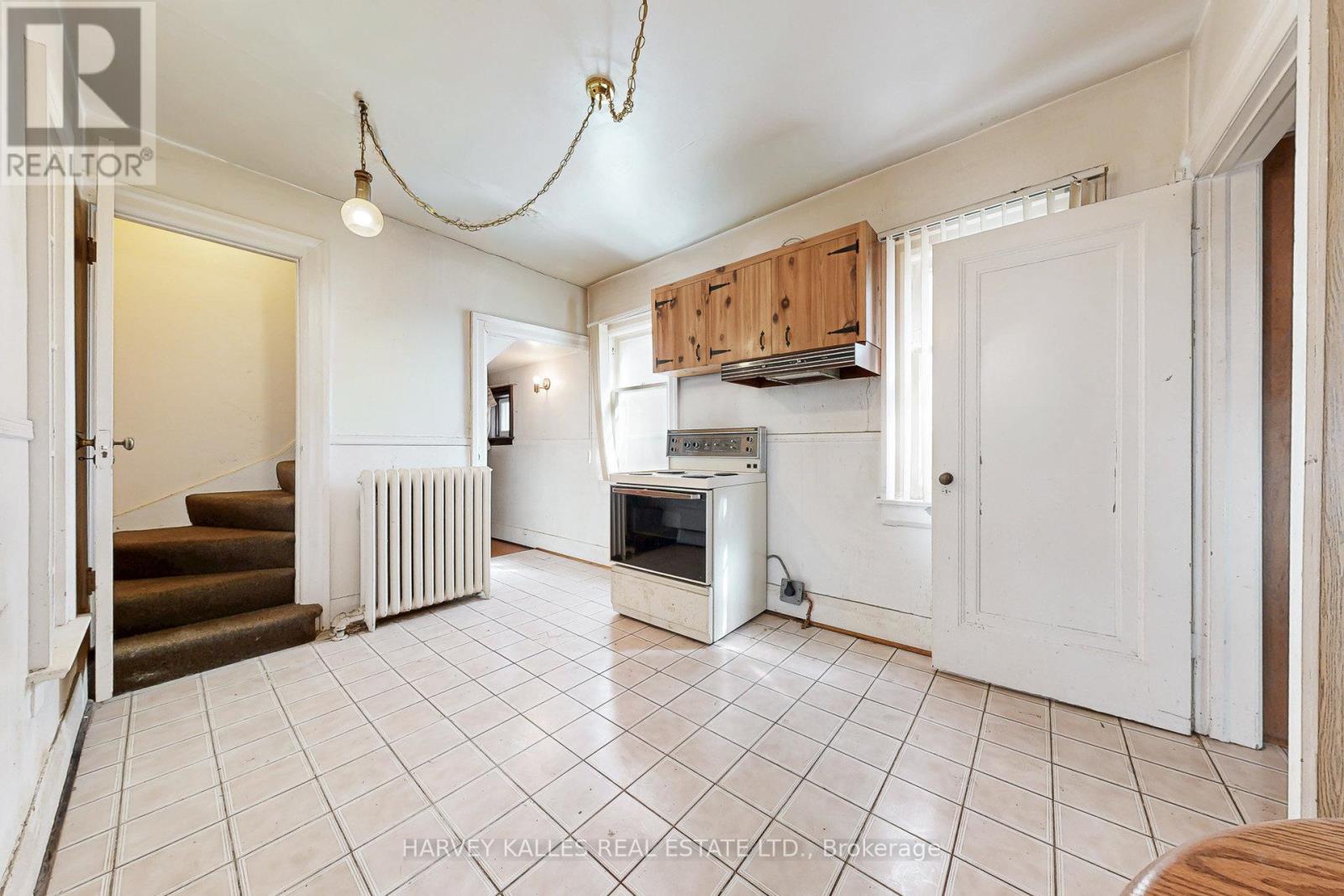 99 Glenrose Avenue, Toronto, Ontario  M4T 1K7 - Photo 10 - C12536932