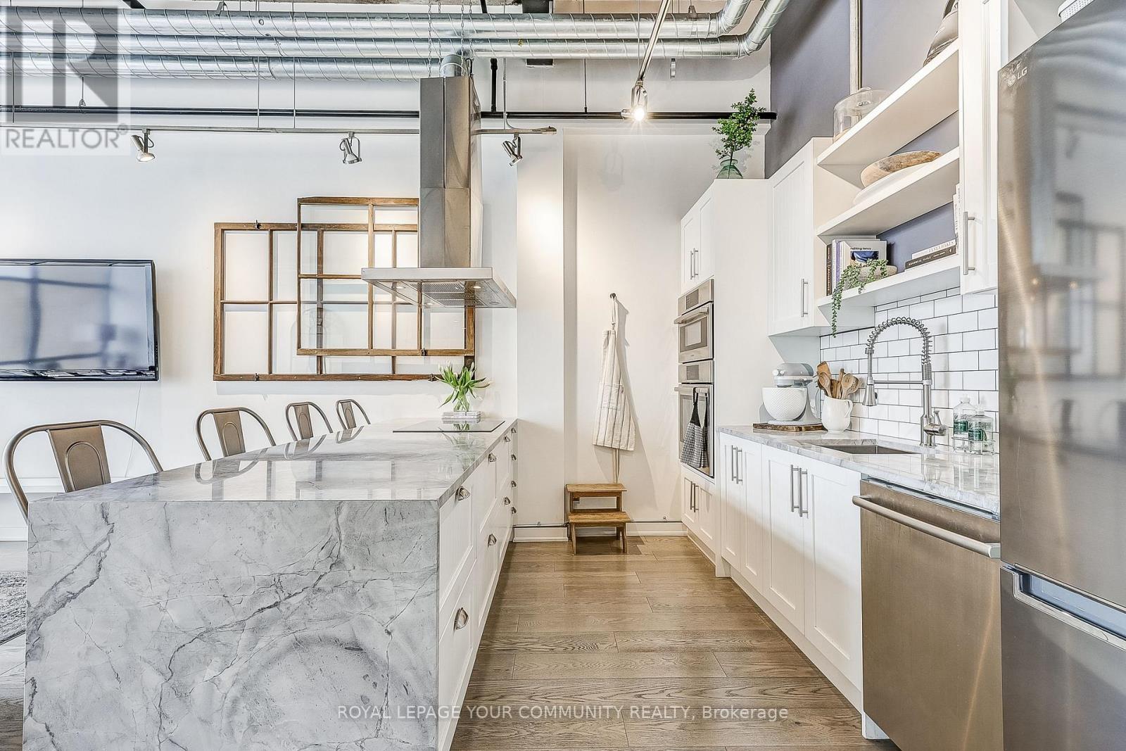 301 - 43 Hanna Avenue, Toronto, Ontario  M6K 1X1 - Photo 10 - C12536946