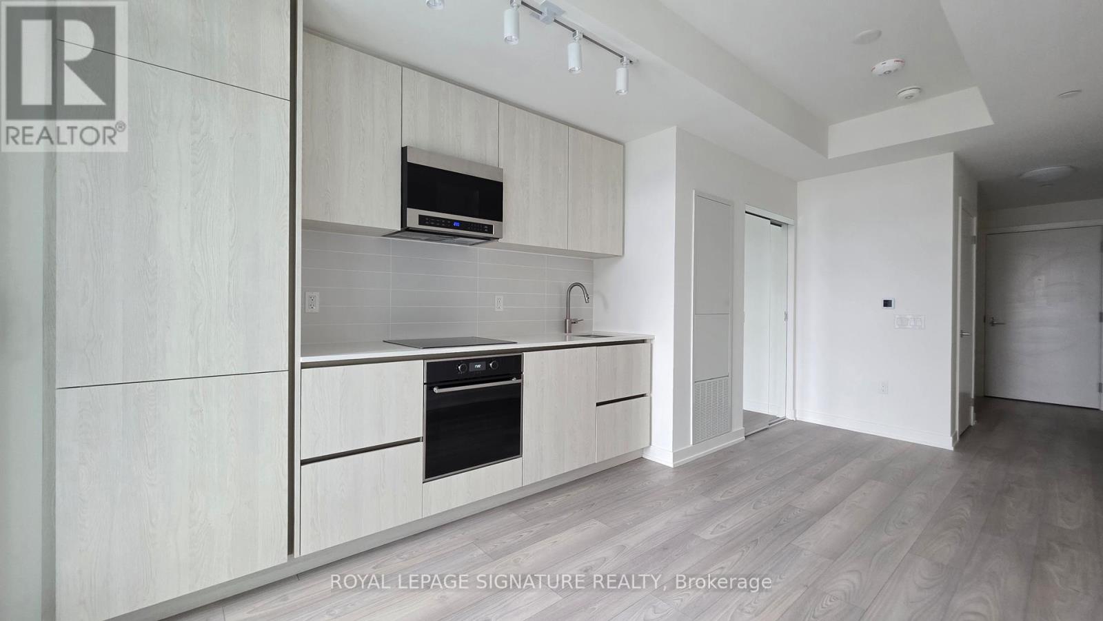 1511 - 120 Broadway Avenue, Toronto, Ontario  M4P 0E9 - Photo 10 - C12537014