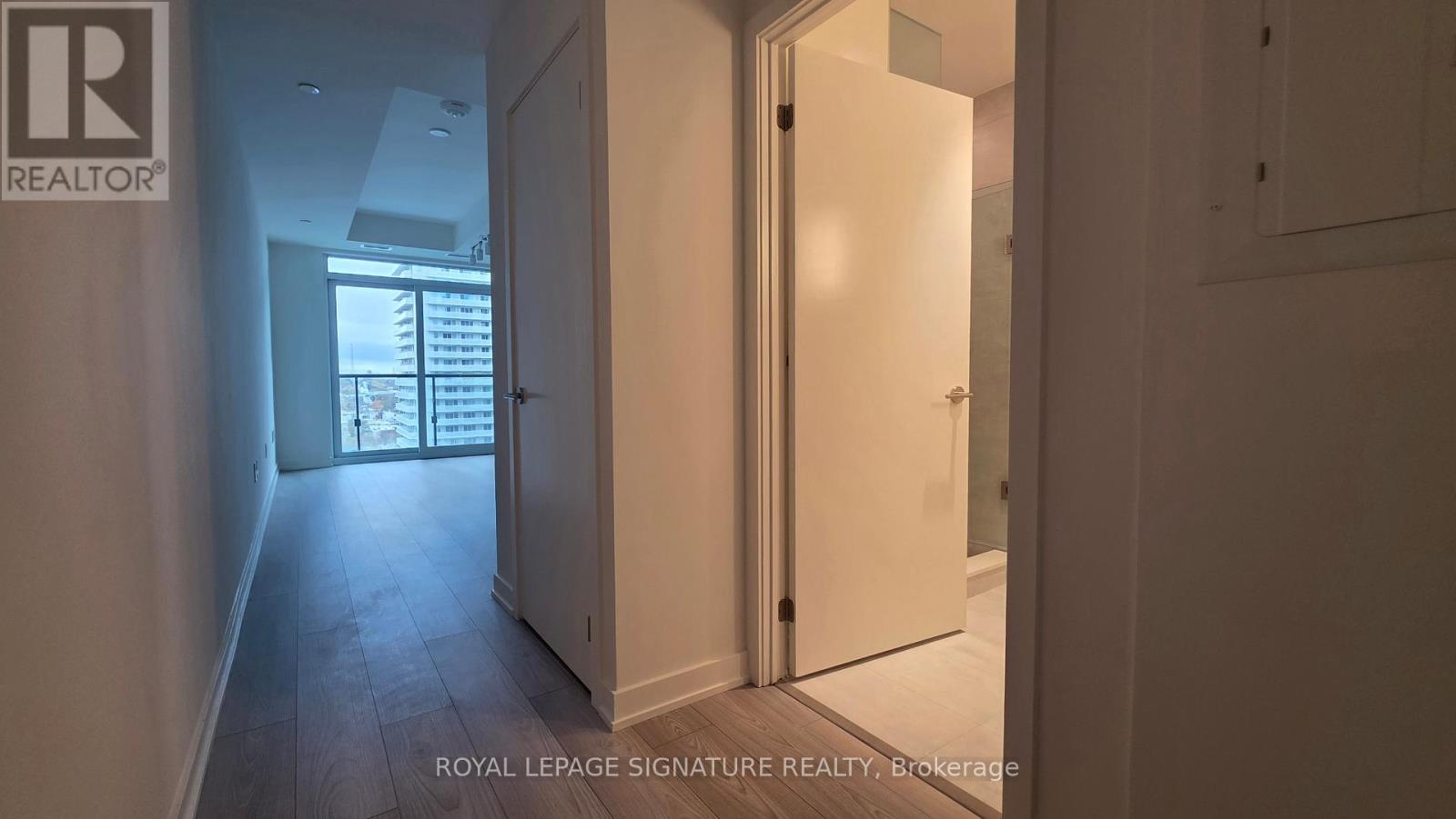 1511 - 120 Broadway Avenue, Toronto, Ontario  M4P 0E9 - Photo 2 - C12537014