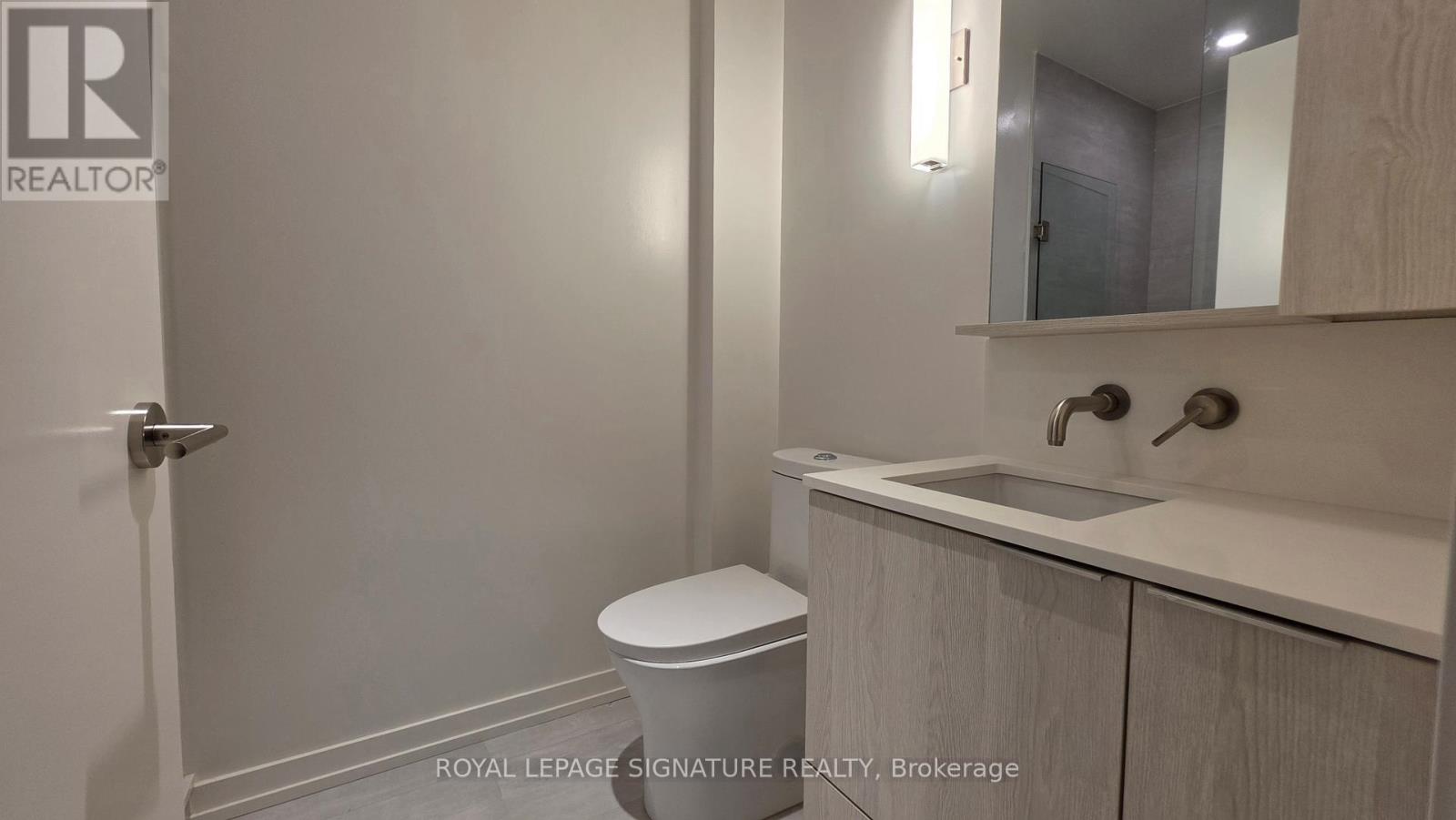 1511 - 120 Broadway Avenue, Toronto, Ontario  M4P 0E9 - Photo 3 - C12537014