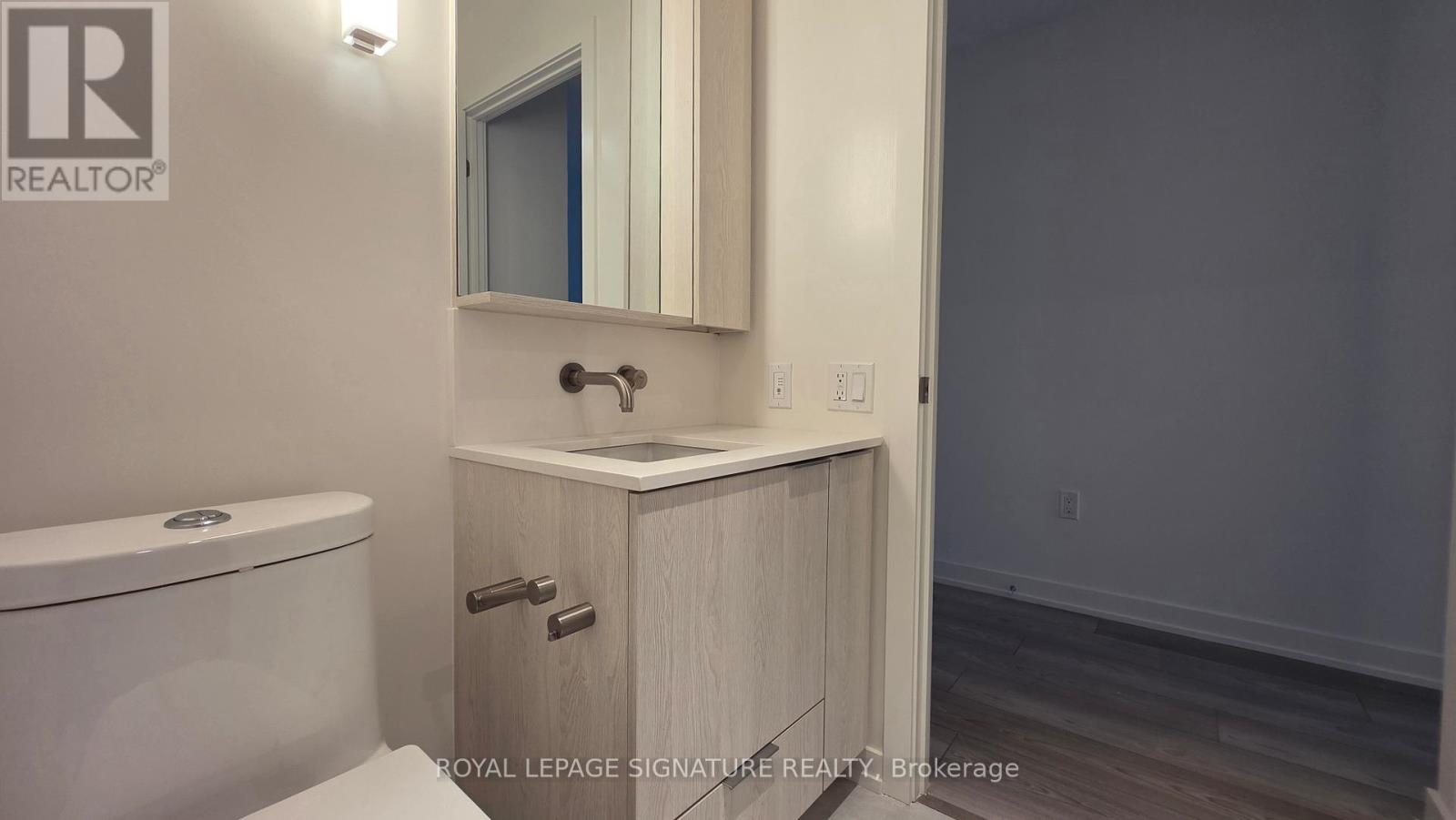 1511 - 120 Broadway Avenue, Toronto, Ontario  M4P 0E9 - Photo 5 - C12537014