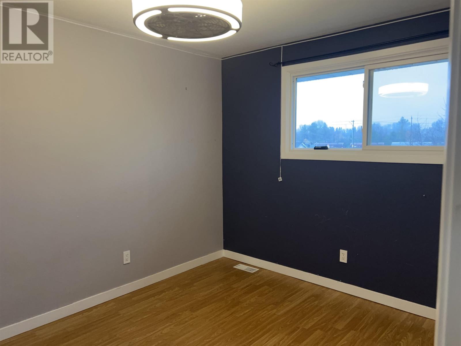 91 Robin St, Sault Ste. Marie, Ontario  P6A 5Y4 - Photo 8 - SM253251