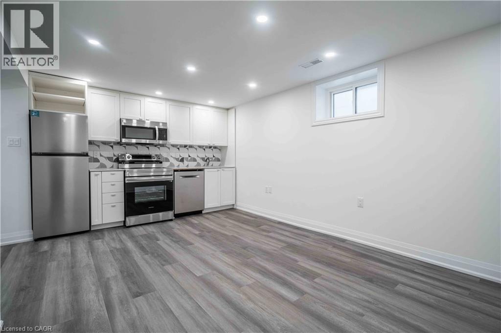 356 East 17th Street Unit# Lower, Hamilton, Ontario  L9A 4N2 - Photo 6 - 40749178