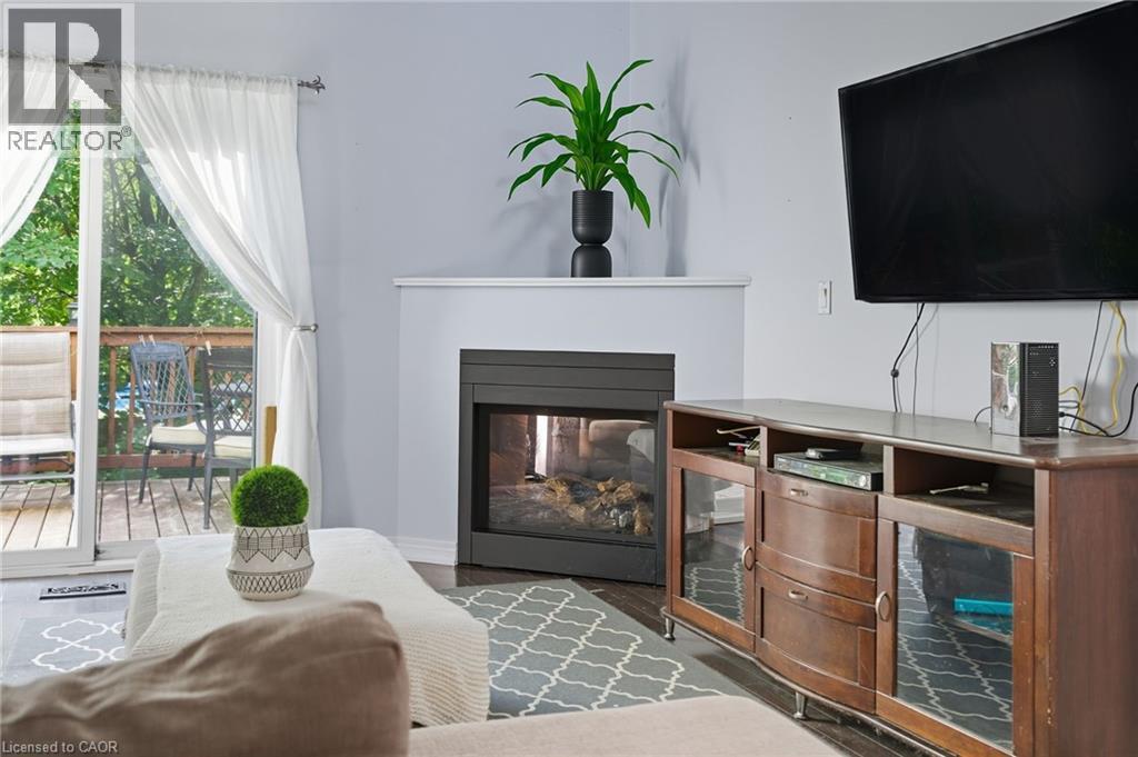 5 Chesapeake Drive, Waterdown, Ontario L8B 0H7 - Photo 12 - 40780045