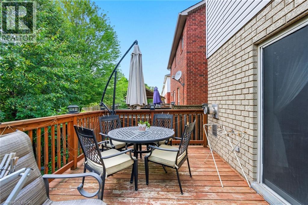 5 Chesapeake Drive, Waterdown, Ontario L8B 0H7 - Photo 32 - 40780045