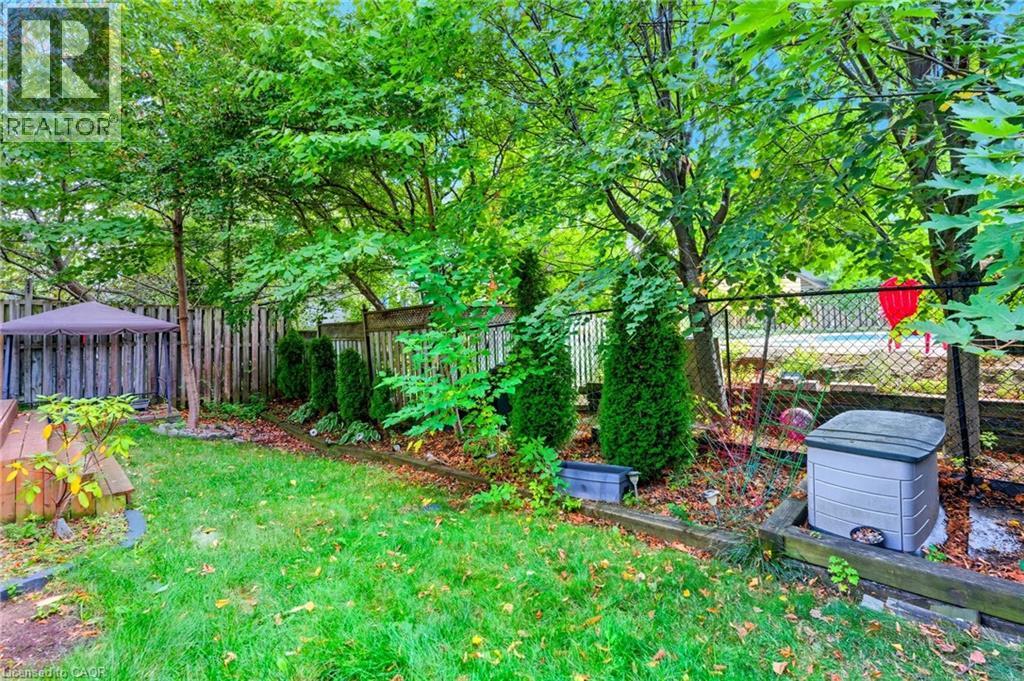 5 Chesapeake Drive, Waterdown, Ontario L8B 0H7 - Photo 37 - 40780045