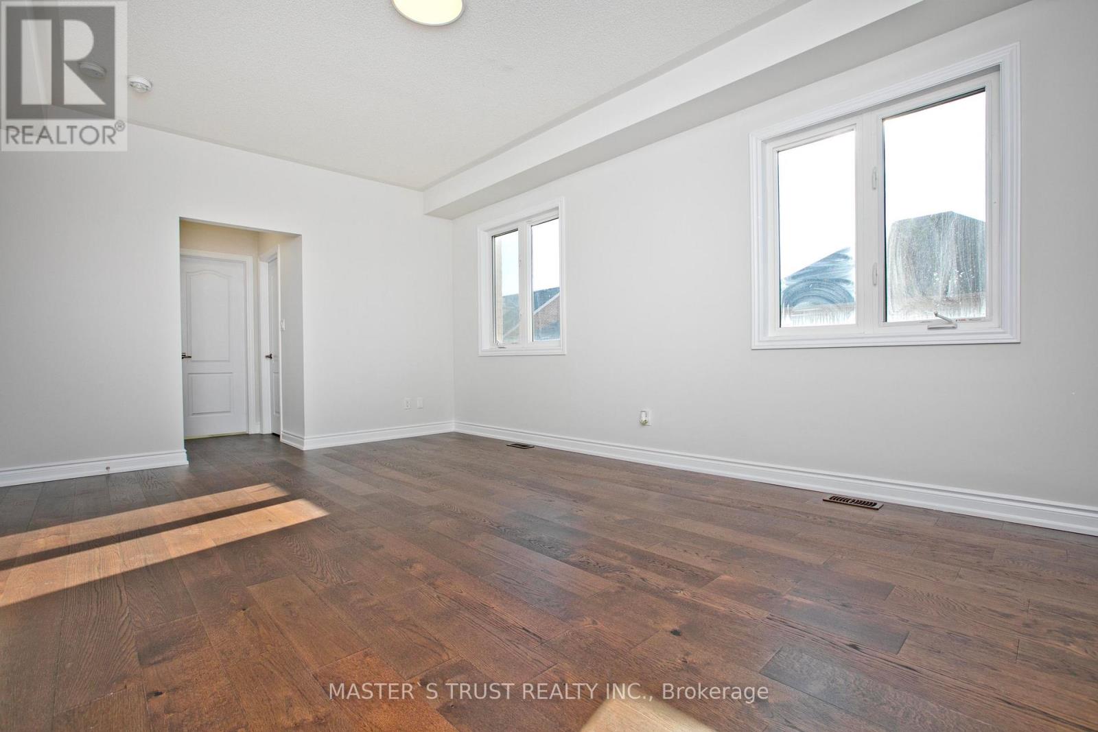 1115 Grainger Trail, Newmarket, Ontario  L3X 0G7 - Photo 14 - N12536888