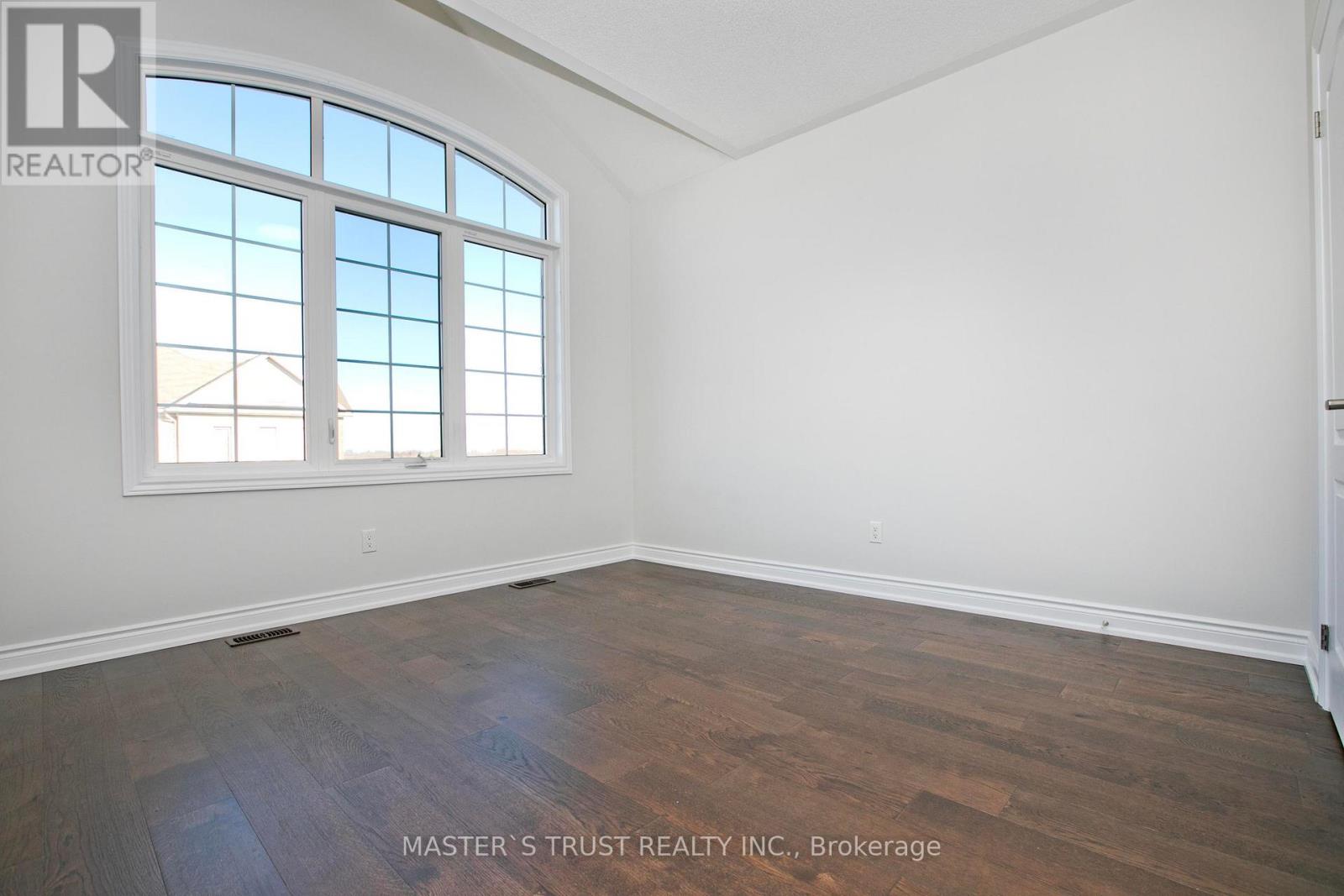 1115 Grainger Trail, Newmarket, Ontario  L3X 0G7 - Photo 19 - N12536888