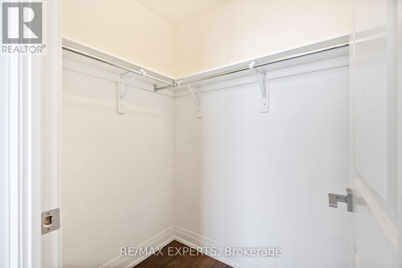 2807 - 3700 Hwy 7 Road, Vaughan, Ontario  L4L 0G8 - Photo 15 - N12536906