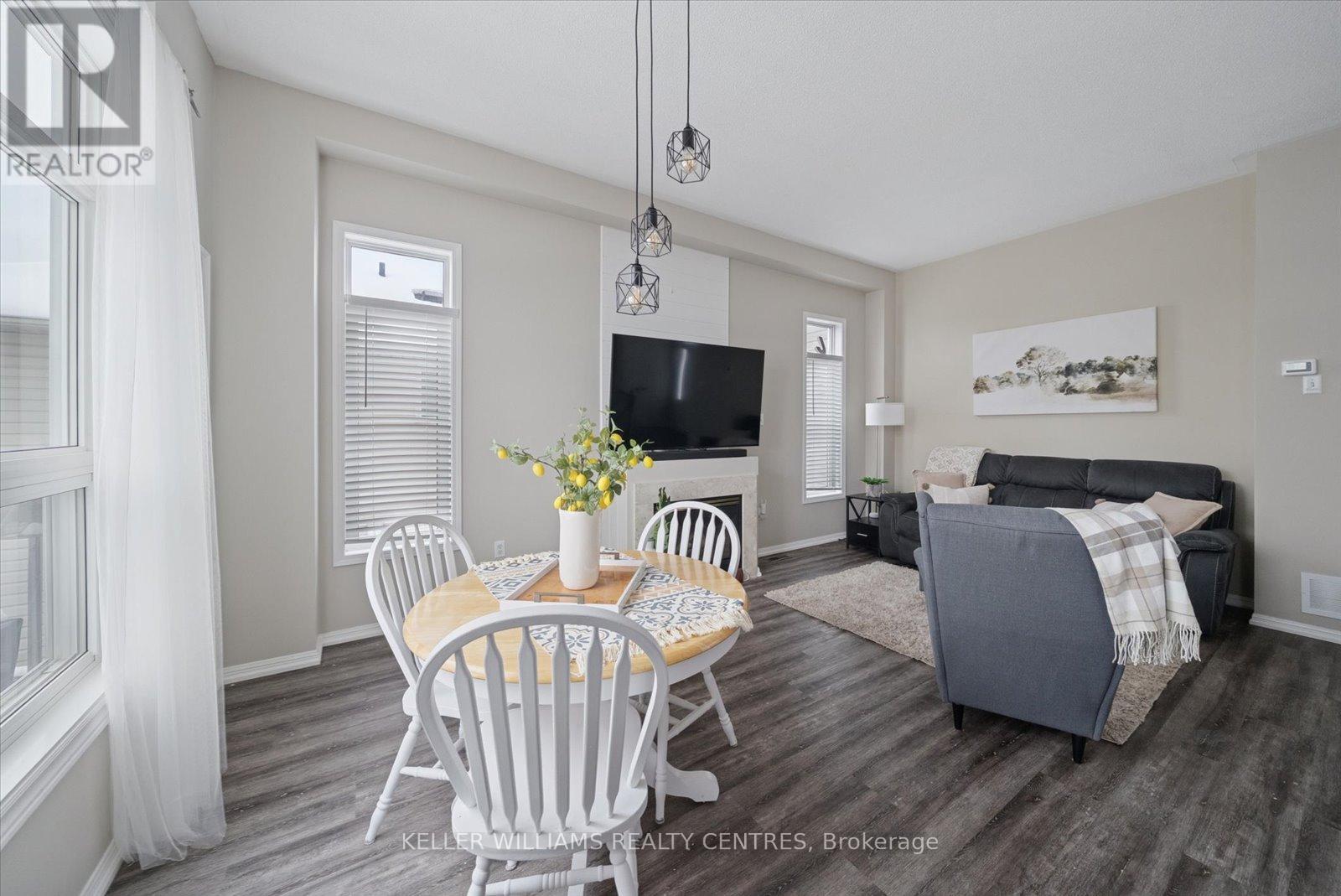 114 Mainprize Crescent, East Gwillimbury, Ontario  L0G 1M0 - Photo 10 - N12536938