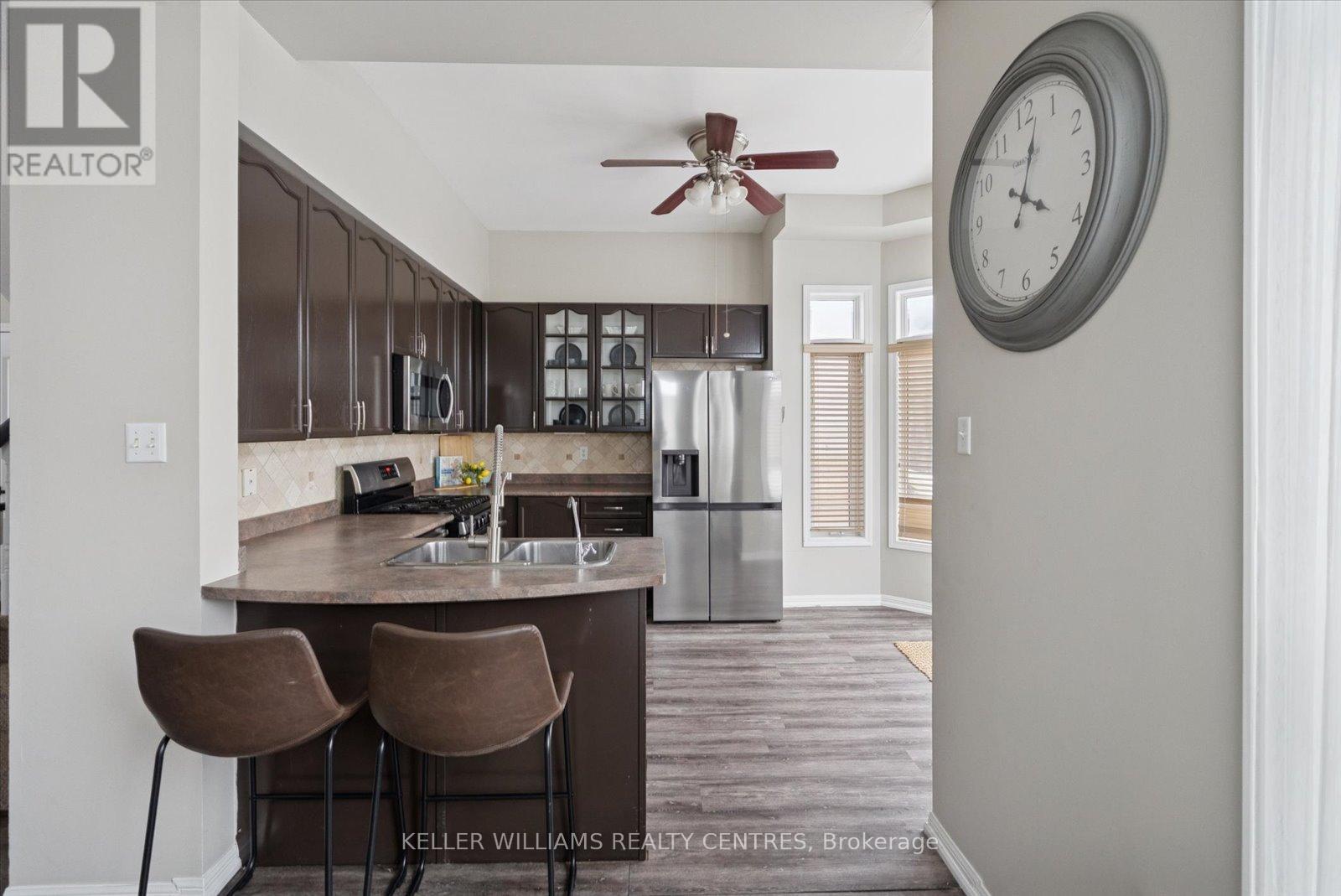 114 Mainprize Crescent, East Gwillimbury, Ontario  L0G 1M0 - Photo 13 - N12536938