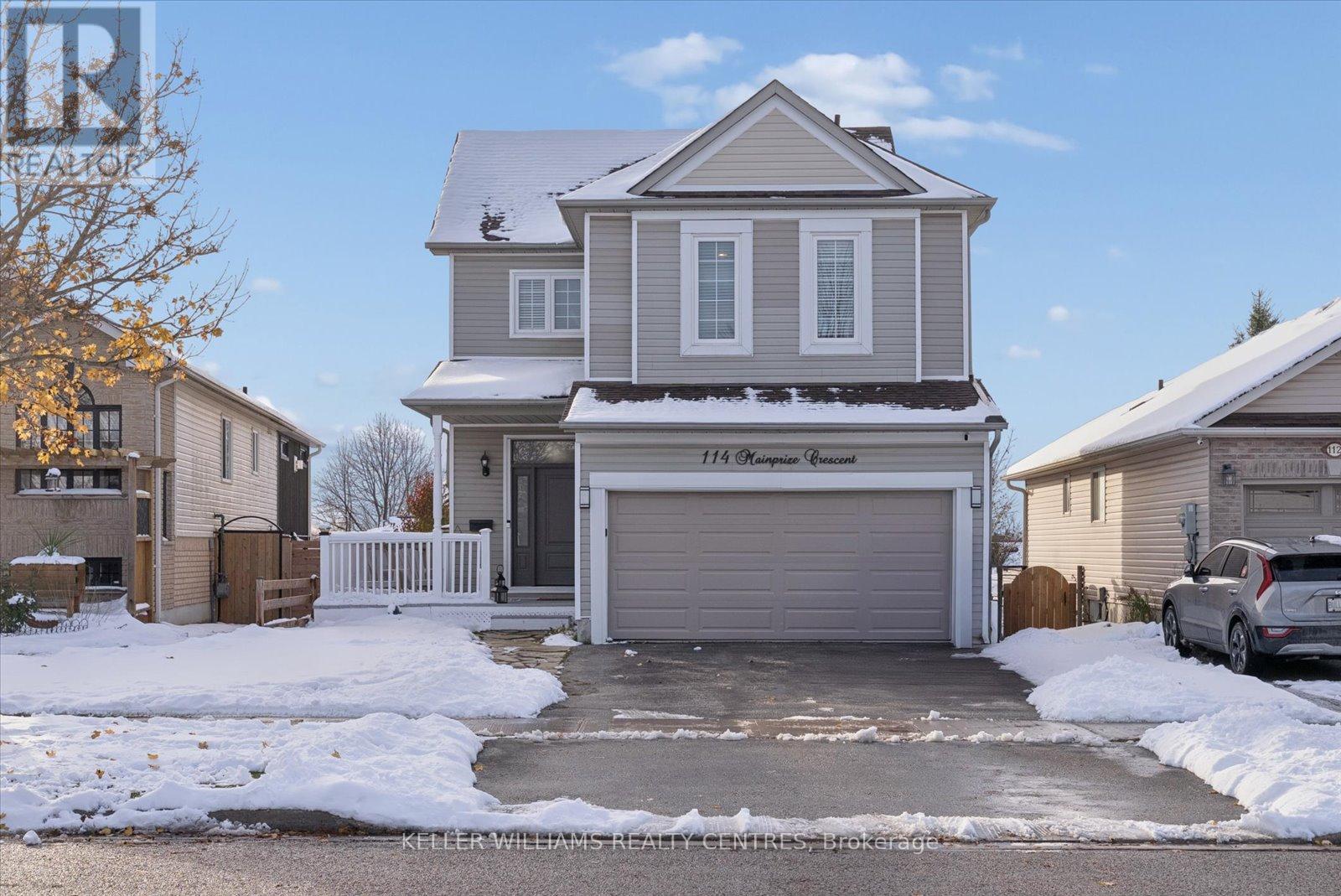 114 Mainprize Crescent, East Gwillimbury, Ontario  L0G 1M0 - Photo 2 - N12536938