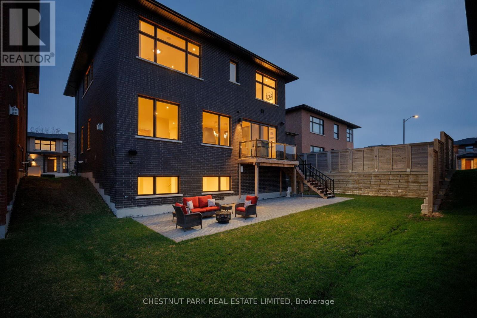 29 Limerick Street, Richmond Hill, Ontario  L4E 3W9 - Photo 4 - N12536986