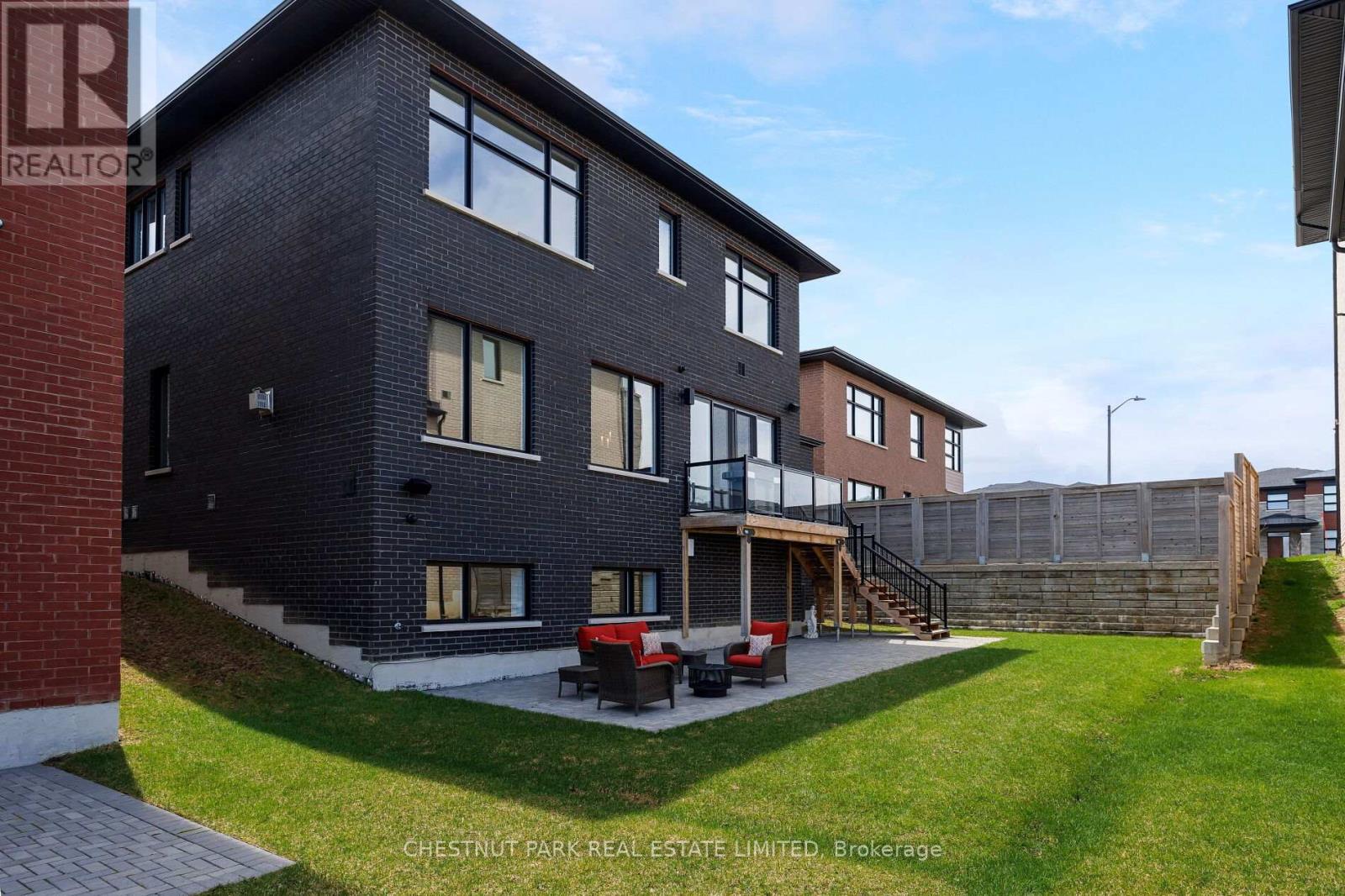 29 Limerick Street, Richmond Hill, Ontario  L4E 3W9 - Photo 6 - N12536986