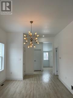 11 Amelia Street, St. Thomas, Ontario  N5R 2X5 - Photo 4 - X12537230