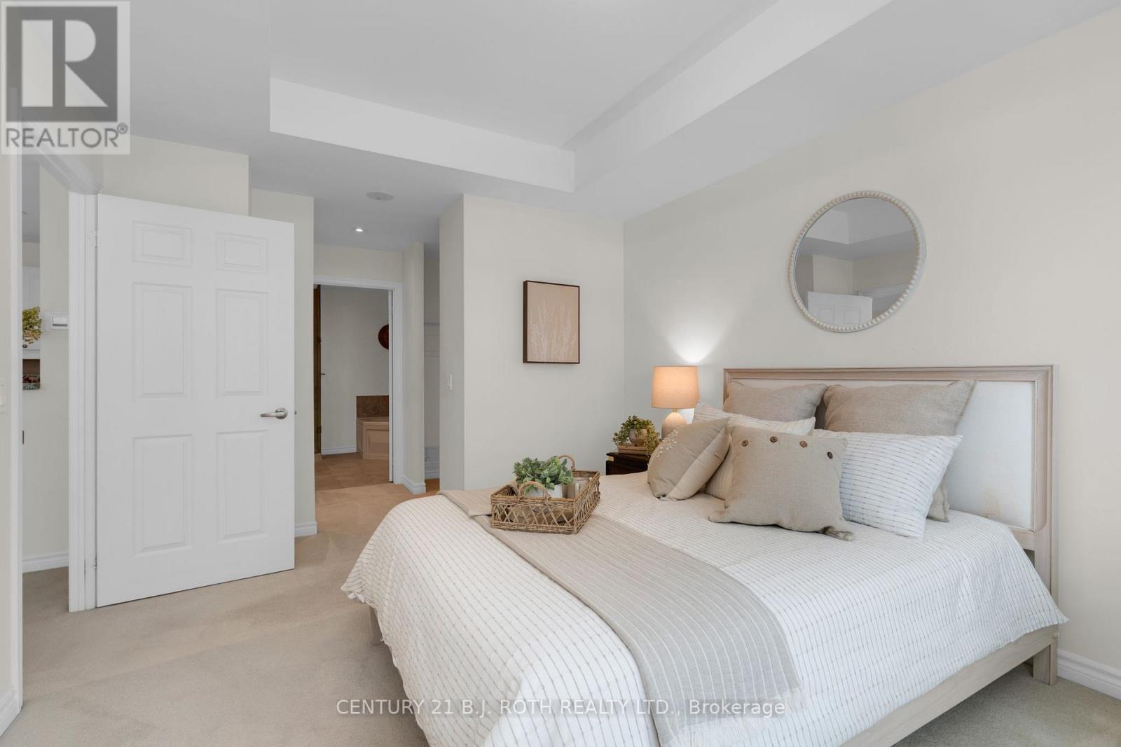 1104 - 6 Toronto Street, Barrie, Ontario  L4N 9R2 - Photo 14 - S12537012