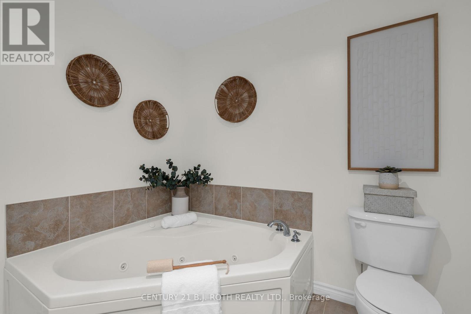 1104 - 6 Toronto Street, Barrie, Ontario  L4N 9R2 - Photo 16 - S12537012