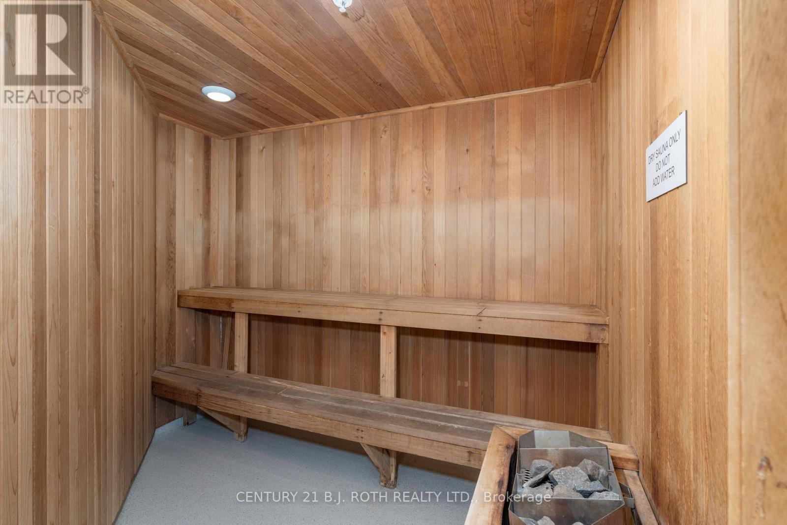 1104 - 6 Toronto Street, Barrie, Ontario  L4N 9R2 - Photo 21 - S12537012