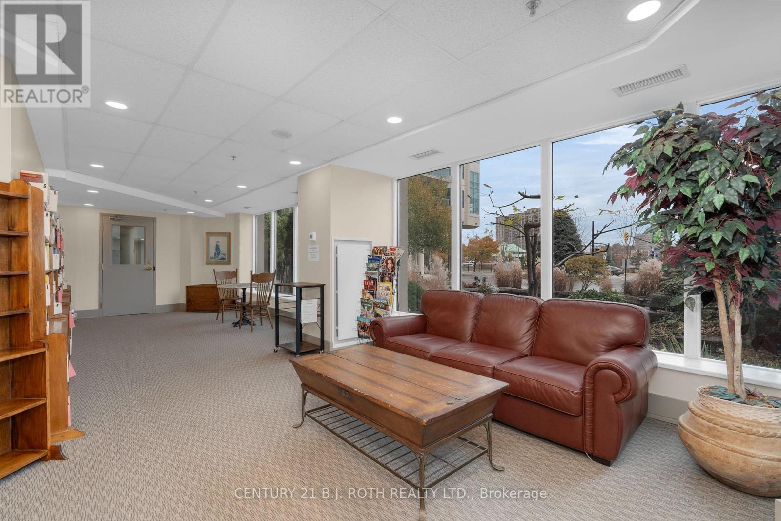 1104 - 6 Toronto Street, Barrie, Ontario  L4N 9R2 - Photo 22 - S12537012