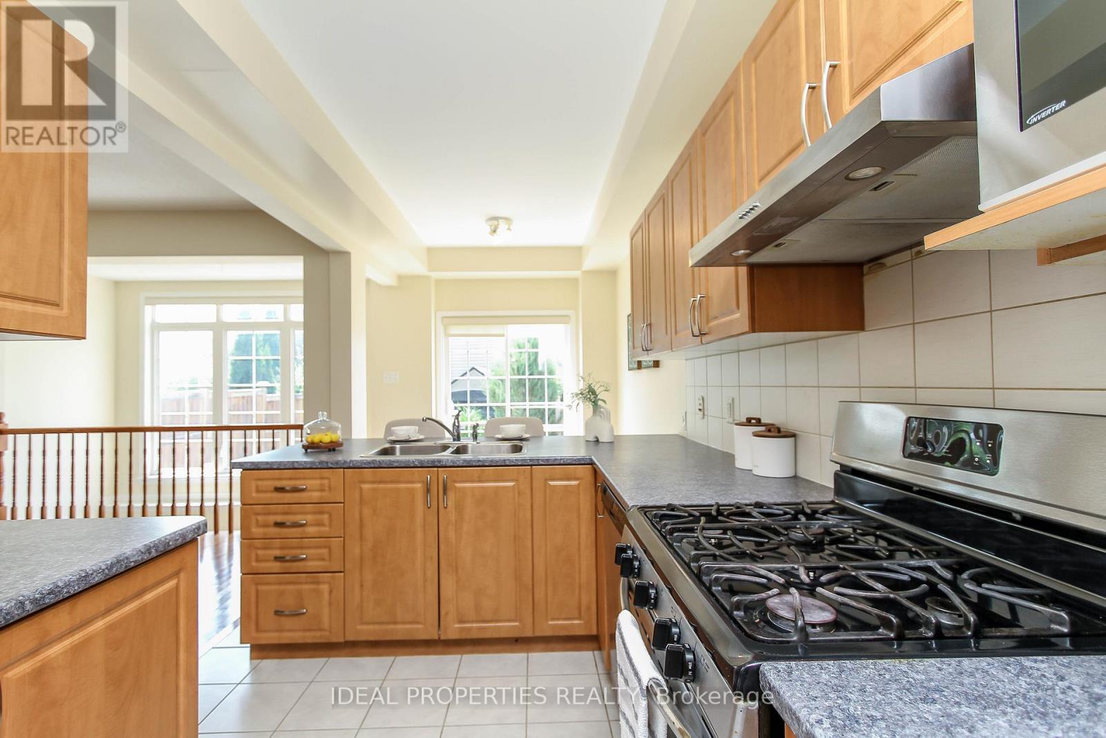 565 Pepperville Crescent, Ottawa, Ontario K2M 0E6 - Photo 16 - X12537060