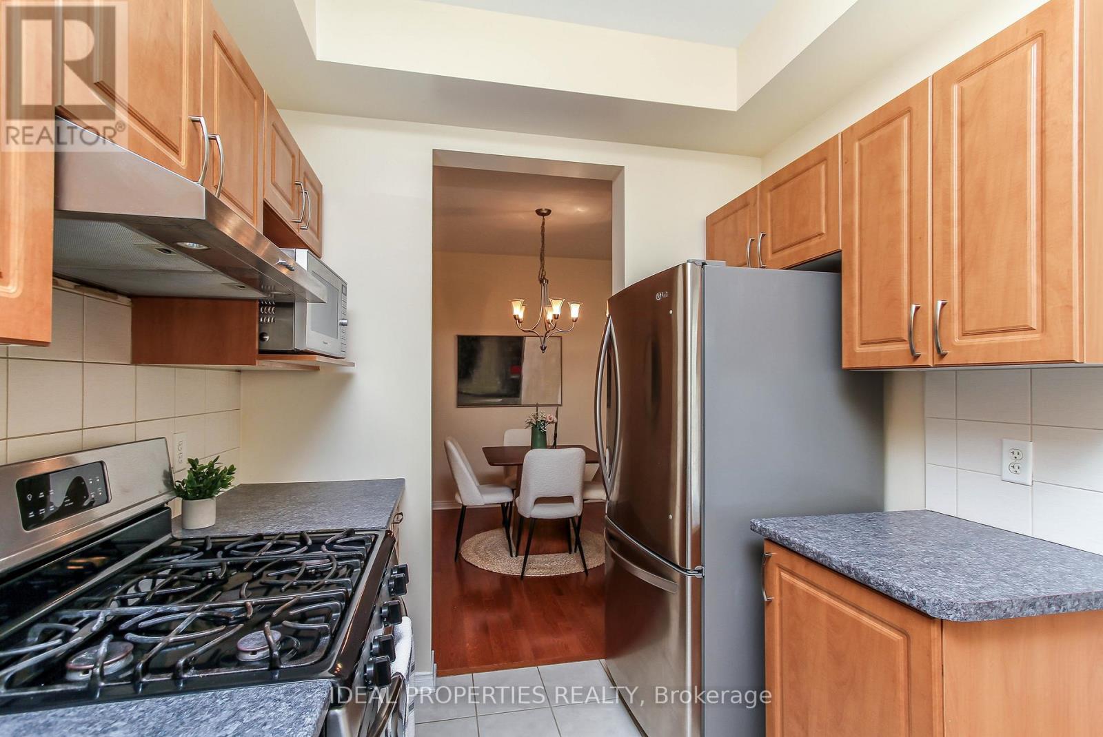 565 Pepperville Crescent, Ottawa, Ontario K2M 0E6 - Photo 17 - X12537060