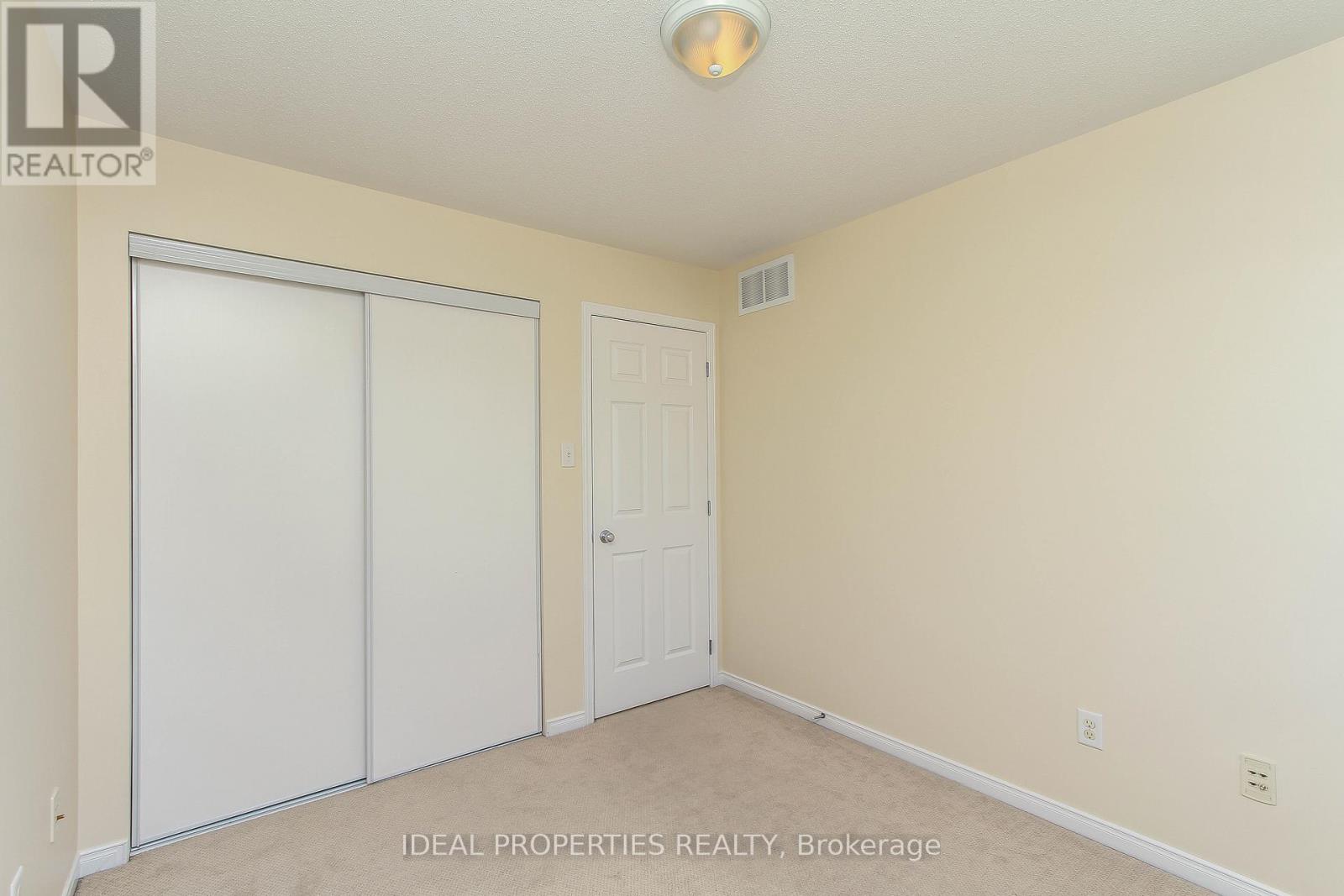 565 Pepperville Crescent, Ottawa, Ontario K2M 0E6 - Photo 32 - X12537060